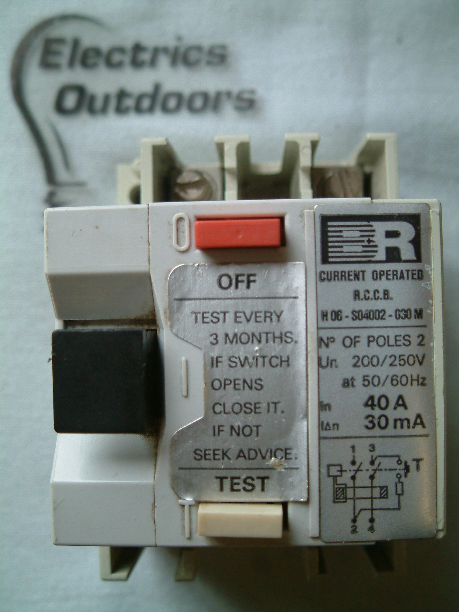 BR 40 AMP 30mA DOUBLE POLE RCCB RCD H06 S04002 030M