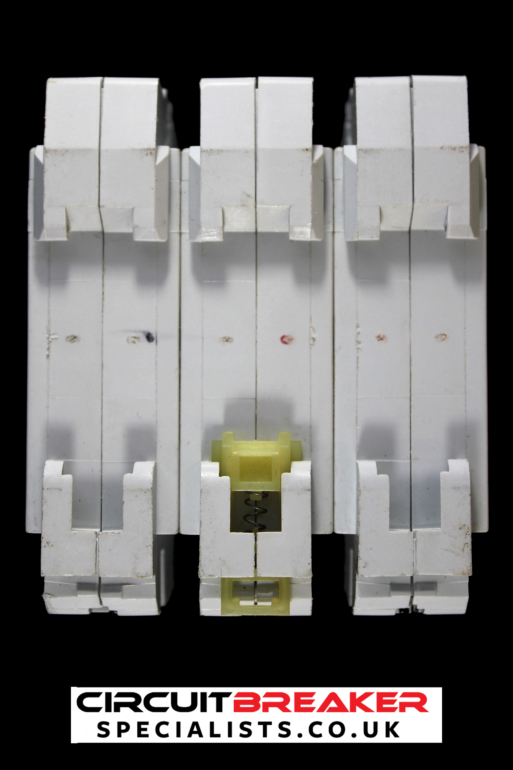 CRABTREE 32 AMP TYPE 2 M9 TRIPLE POLE MCB CIRCUIT BREAKER POLESTAR