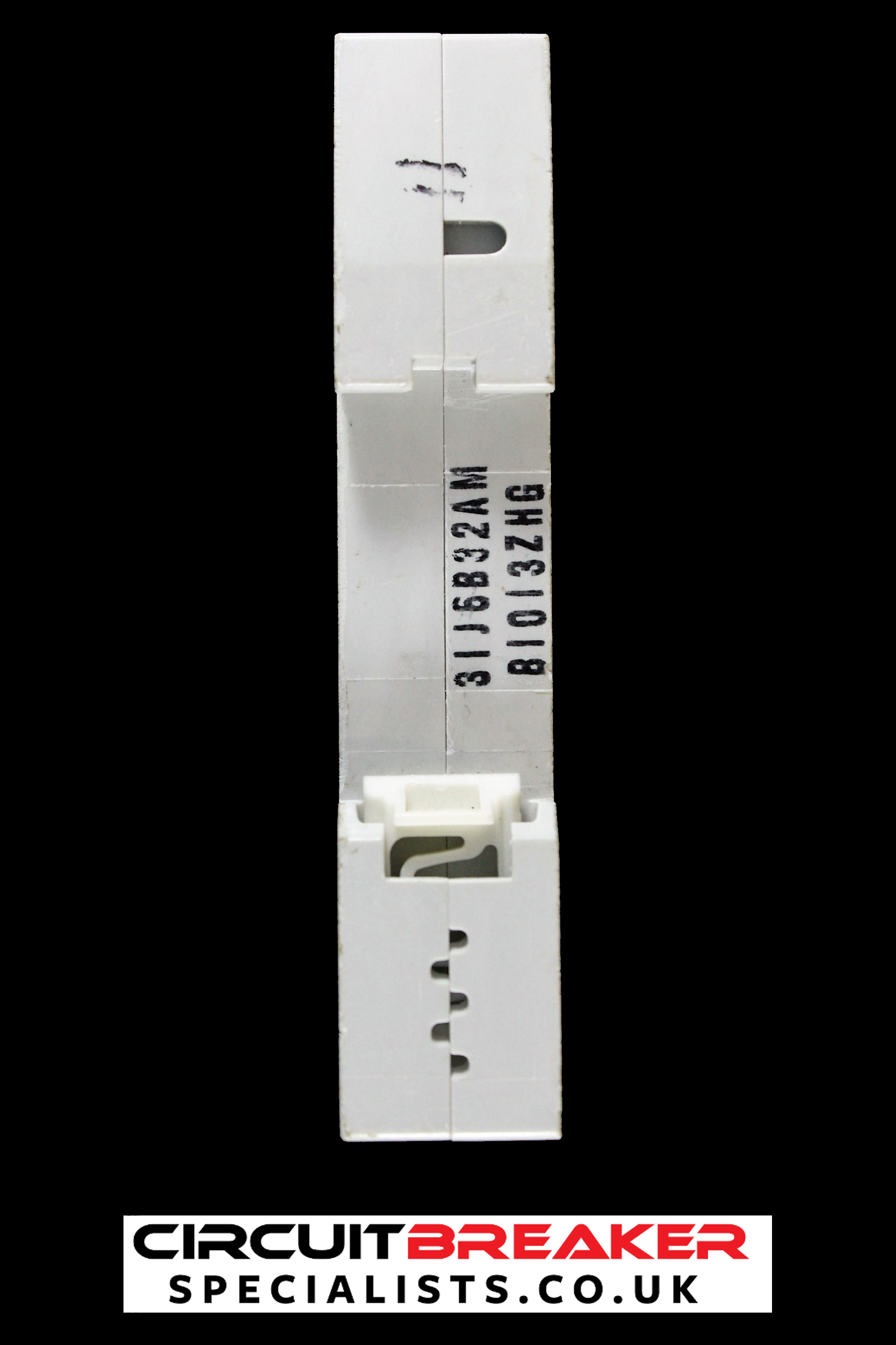 STEEPLE 32 AMP CURVE B 6kA MCB CIRCUIT BREAKER D2SB32B