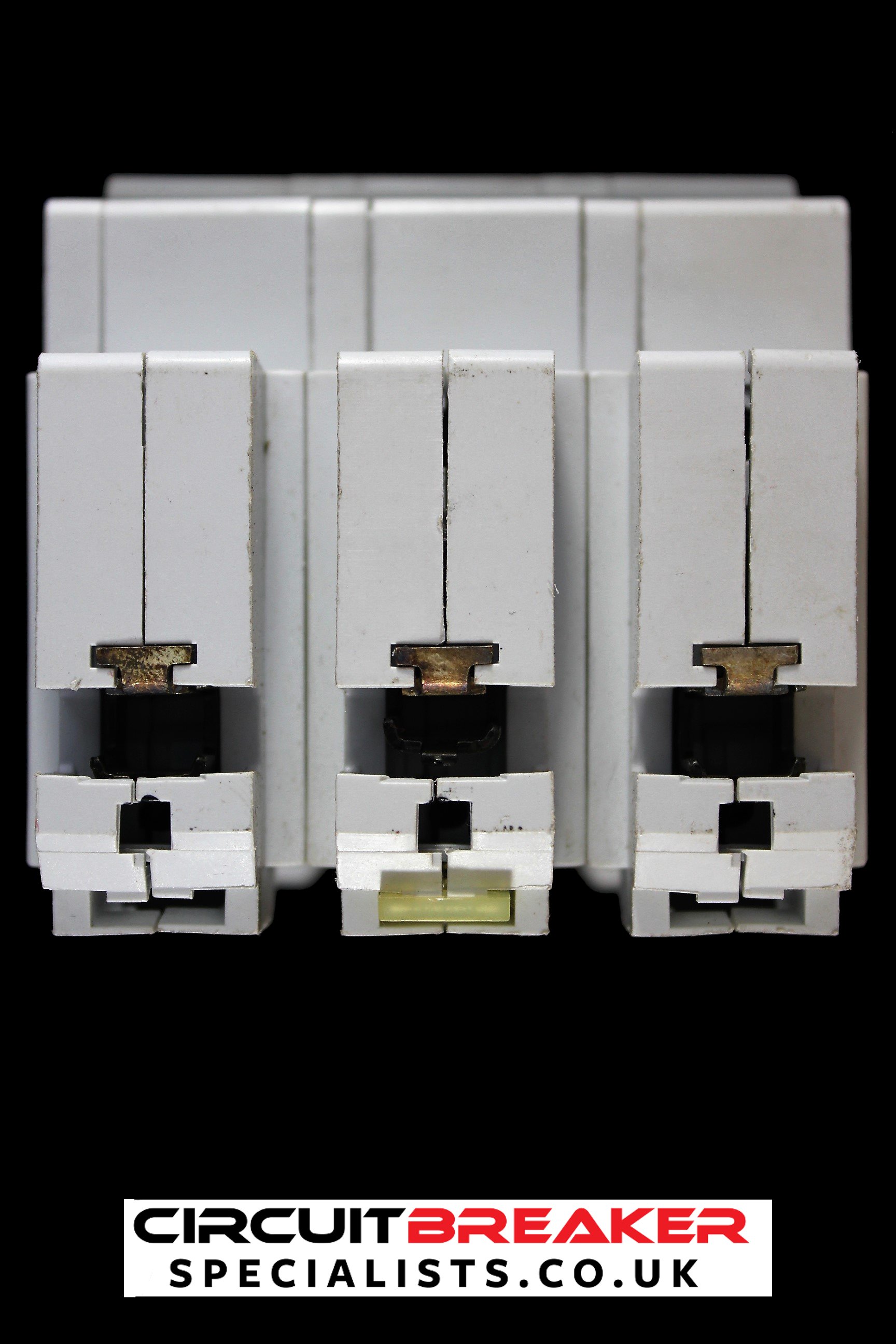 CRABTREE 10 AMP TYPE 2 M9 TRIPLE POLE MCB CIRCUIT BREAKER POLESTAR