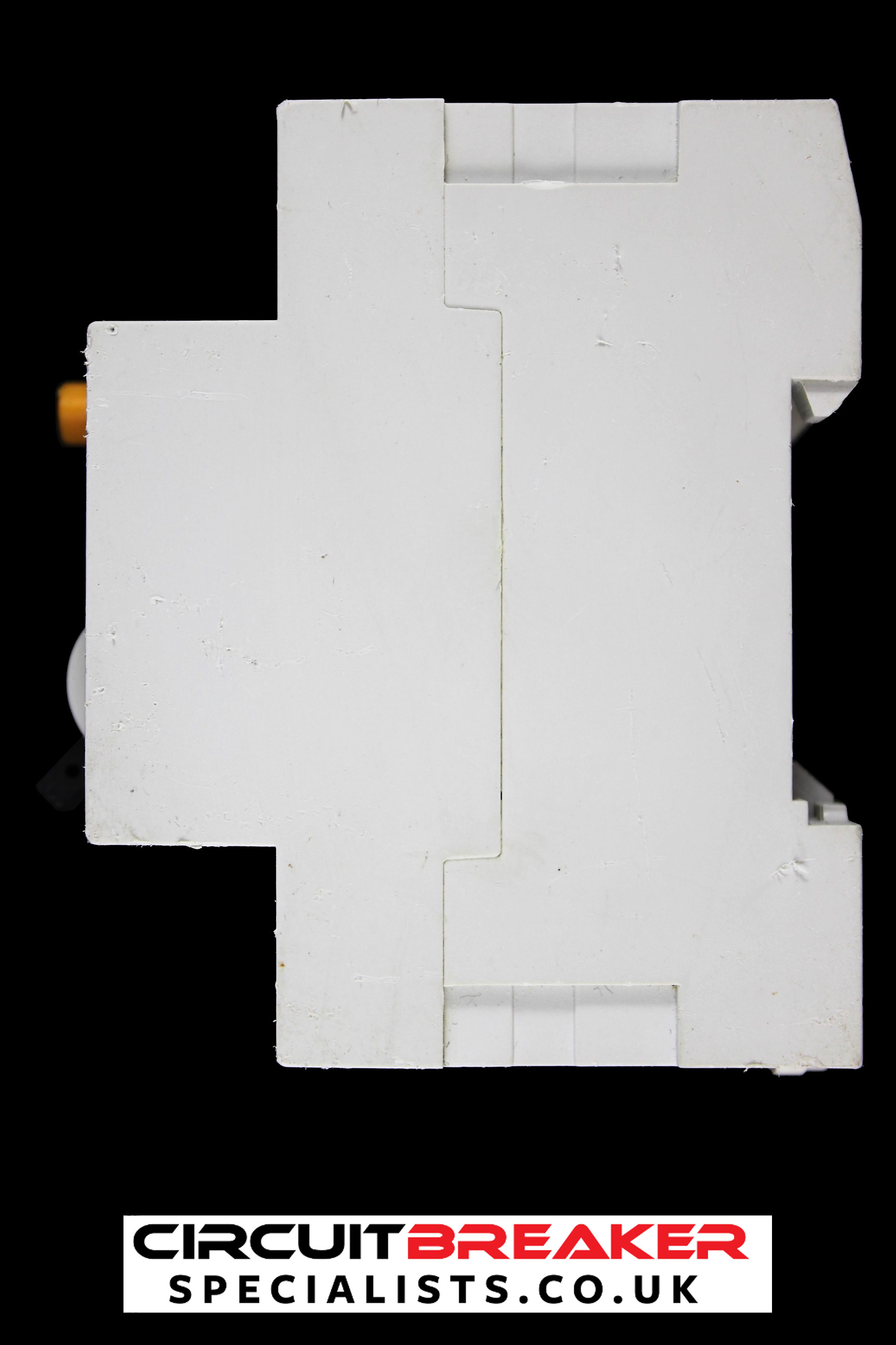 CASTLEC 40 AMP 30mA DOUBLE POLE RCD TYPE AC AUR1