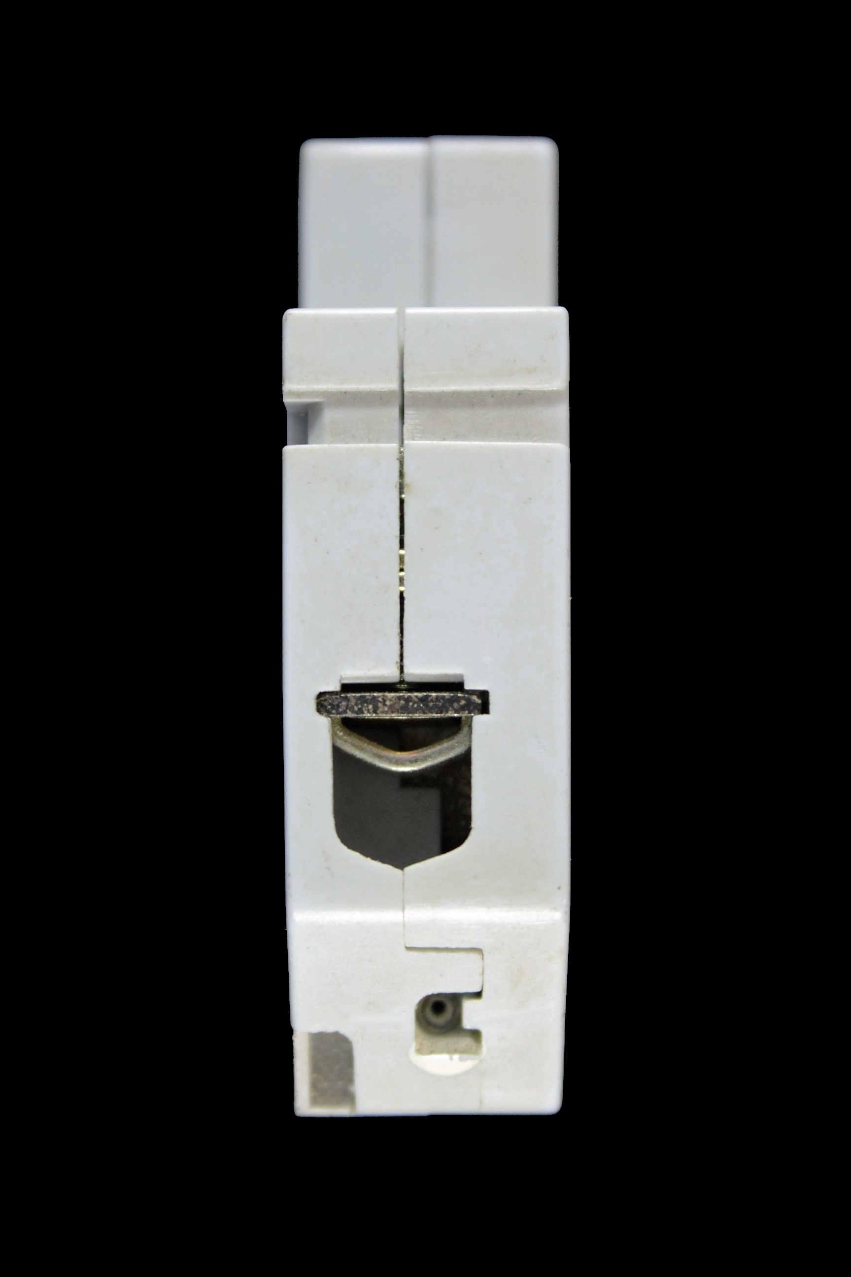PROTEUS 20 AMP CURVE C 10kA MCB CIRCUIT BREAKER GEYER 1020/3 BLACK CLIP