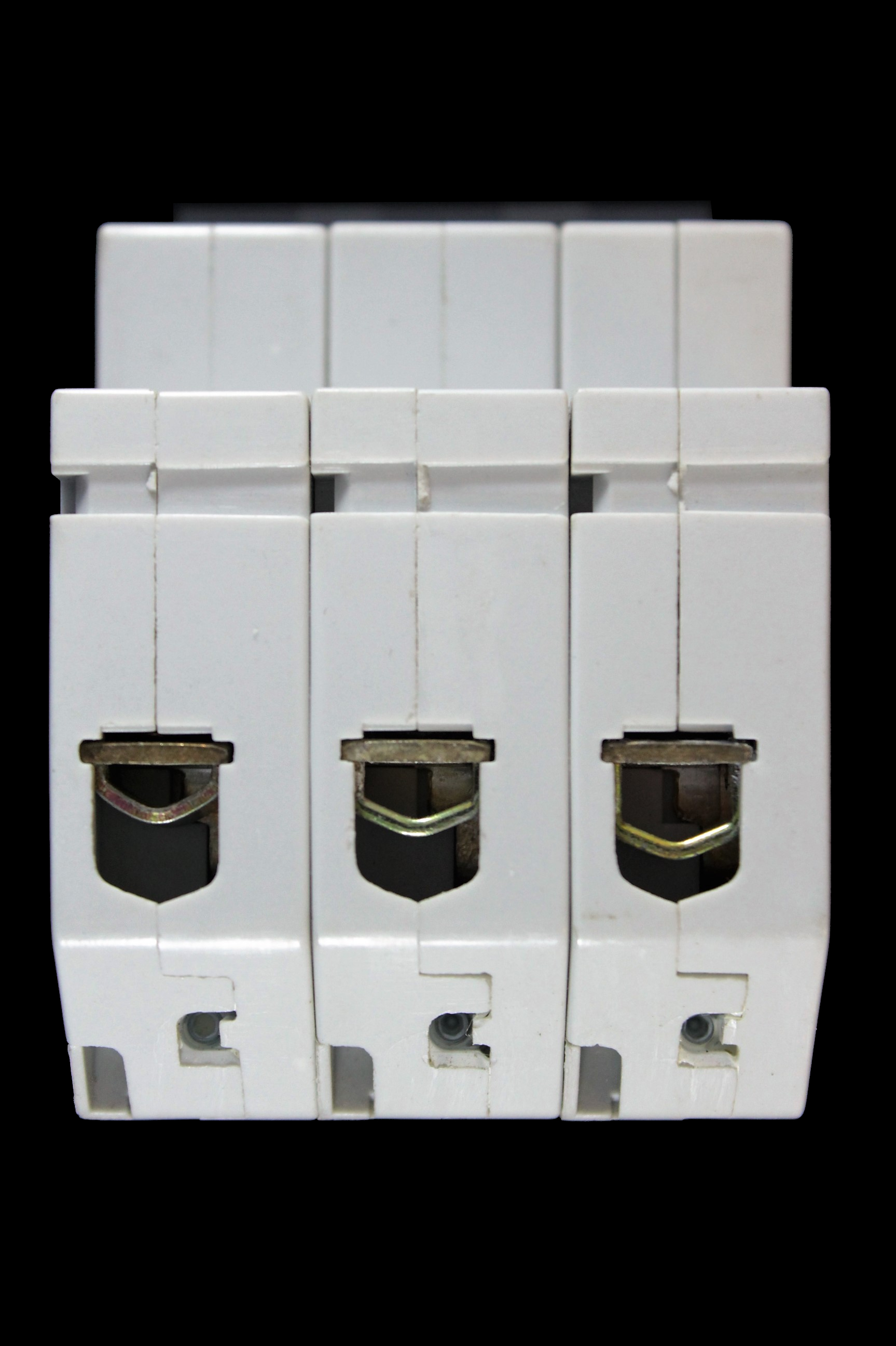PROTEUS 20 AMP CURVE D 6kA TRIPLE POLE MCB CIRCUIT BREAKER GEYER 31020/4