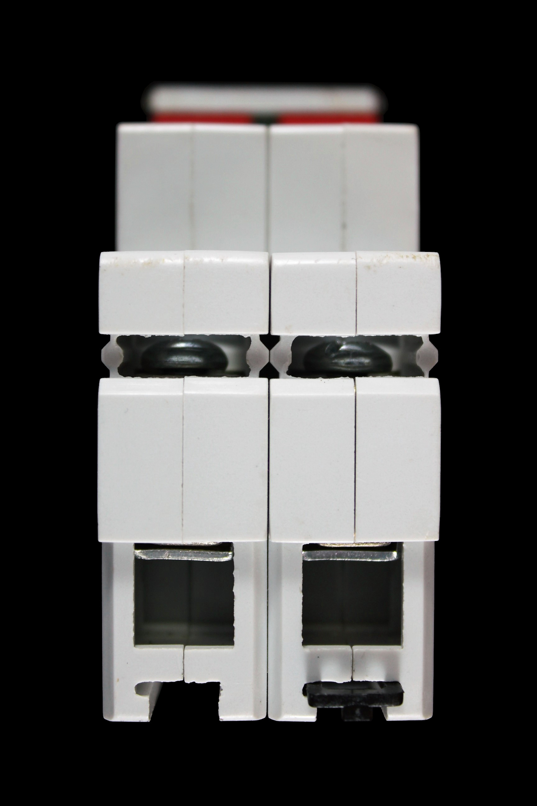PROTEUS 100 AMP DOUBLE POLE MAIN SWITCH DISCONNECTOR 100S2 AC22