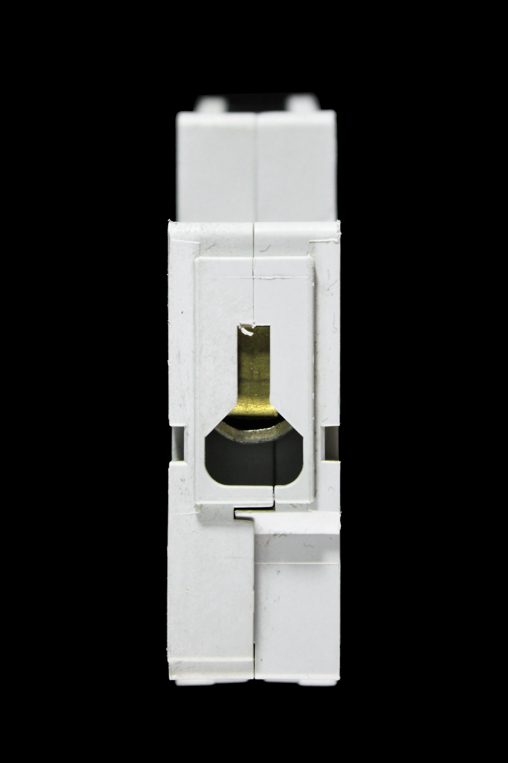 STEEPLE 32 AMP CURVE B 6kA MCB CIRCUIT BREAKER SERIES E 14132