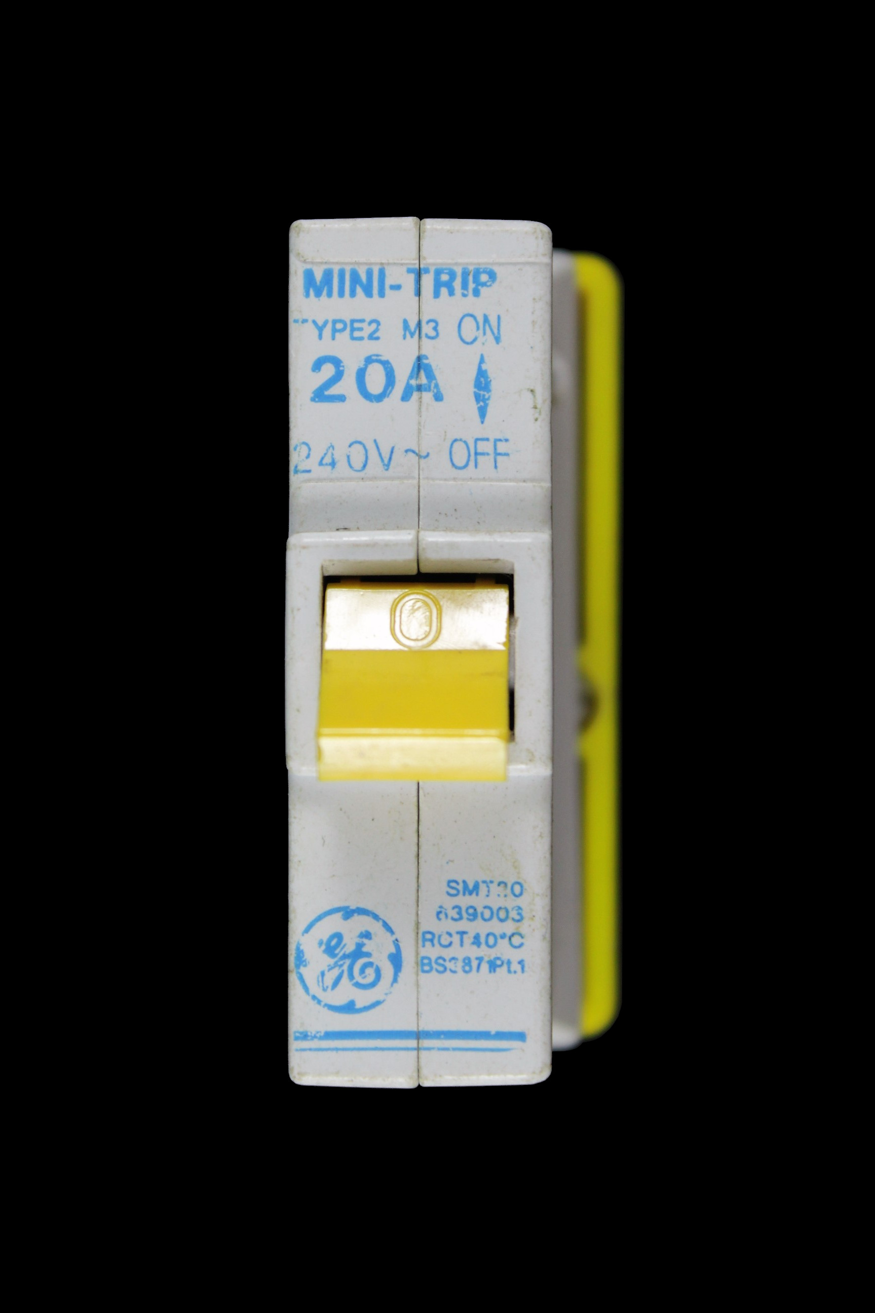 GENERAL ELECTRIC 20 AMP TYPE 2 M3 MCB CIRCUIT BREAKER MINI TRIP SMT20 639003