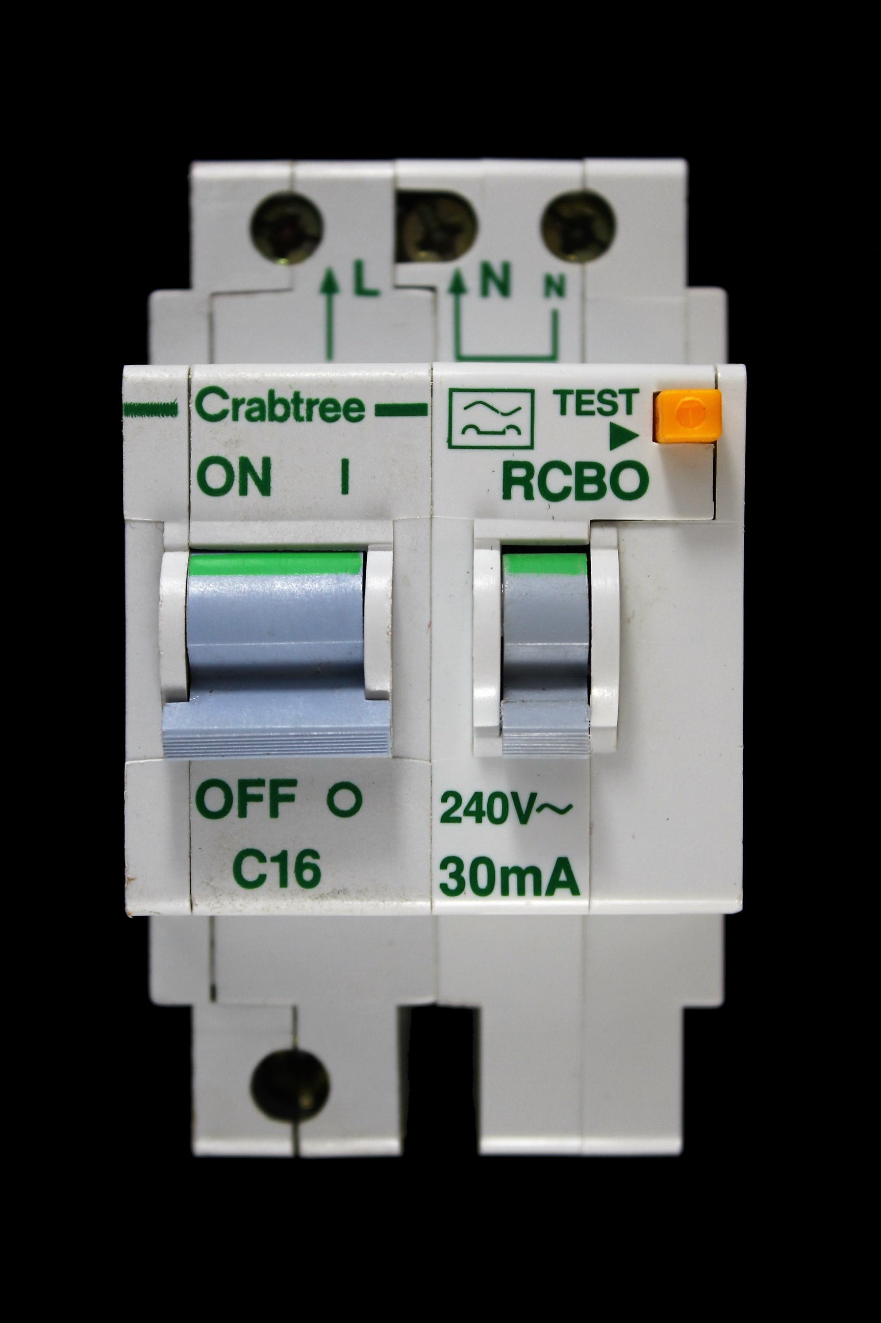 CRABTREE 16 AMP CURVE C 10kA 30mA DOUBLE POLE RCBO TYPE A POLESTAR