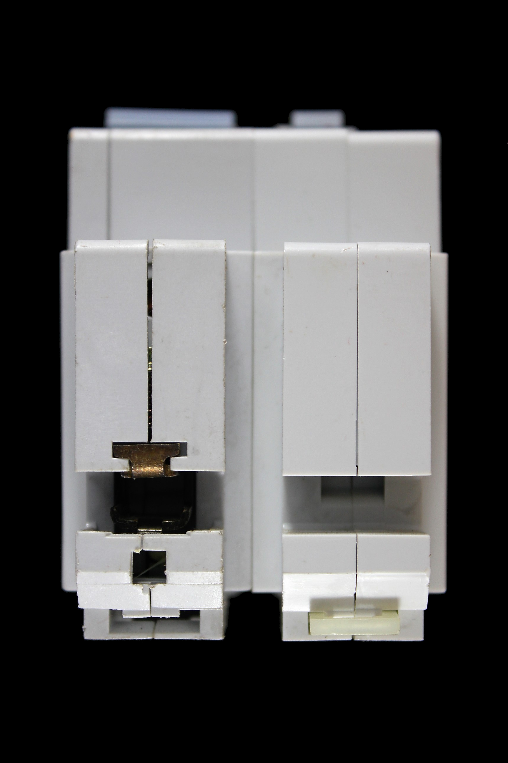 CRABTREE 16 AMP CURVE C 10kA 30mA DOUBLE POLE RCBO TYPE A POLESTAR