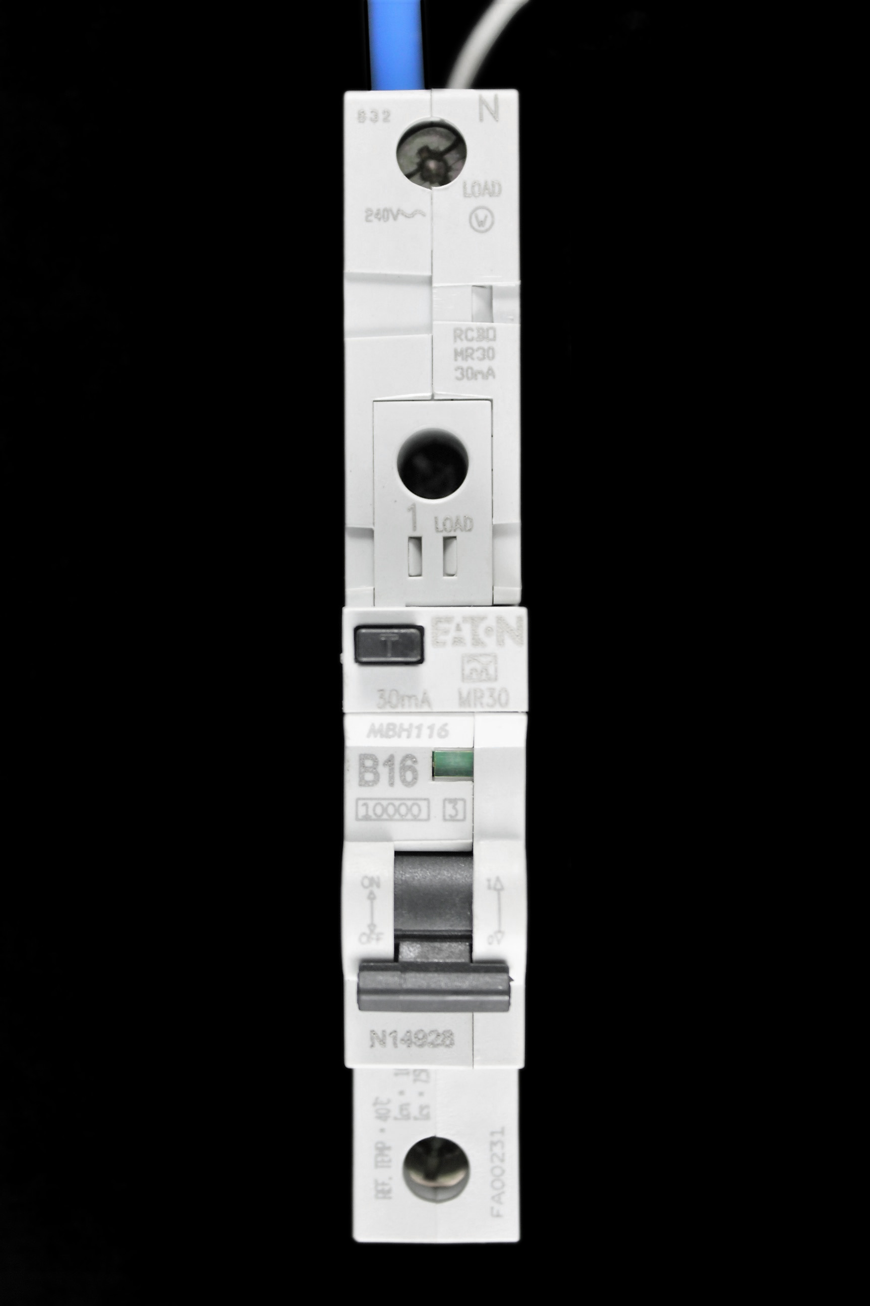 MEM EATON 16 AMP CURVE B 10kA 30mA RCBO TYPE A POD MEMSHIELD 2 MR30