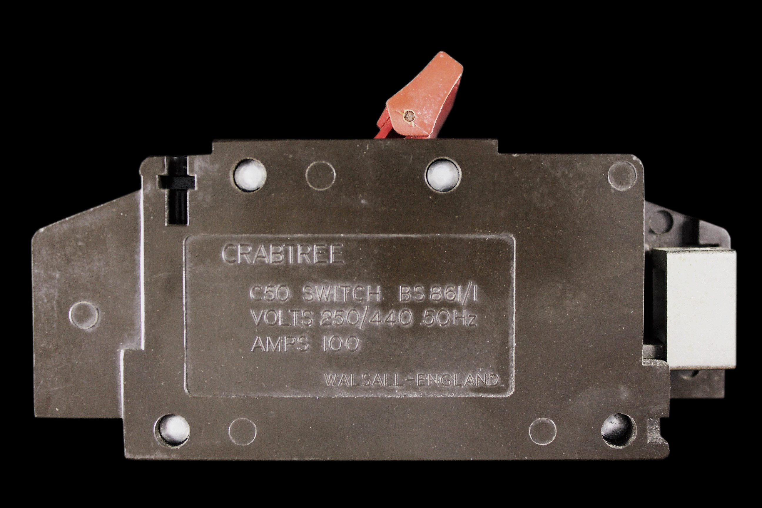 CRABTREE 100 AMP TRIPLE POLE MAIN SWITCH DISCONNECTOR C50 C-50