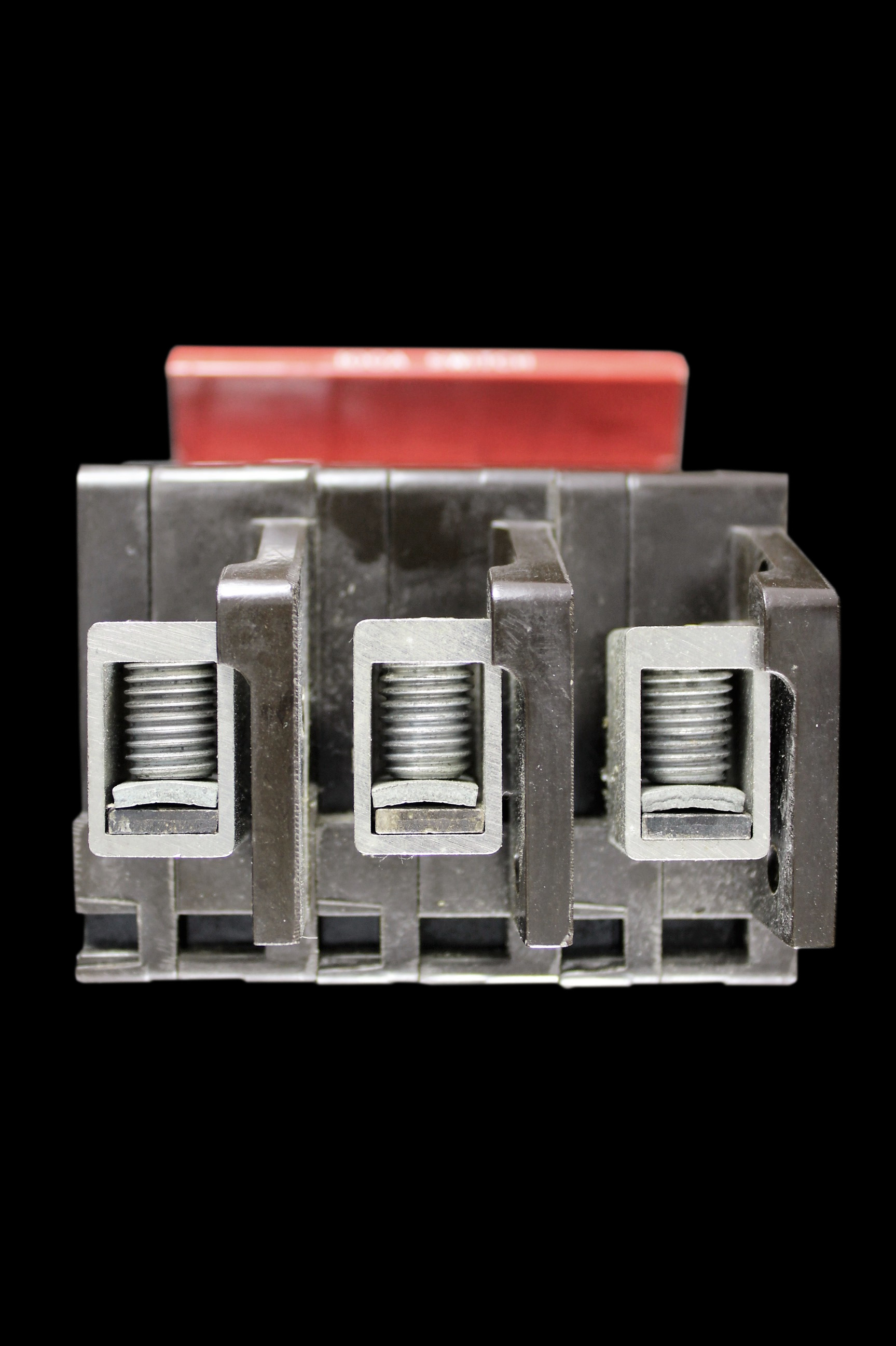 CRABTREE 100 AMP TRIPLE POLE MAIN SWITCH DISCONNECTOR C50 C-50