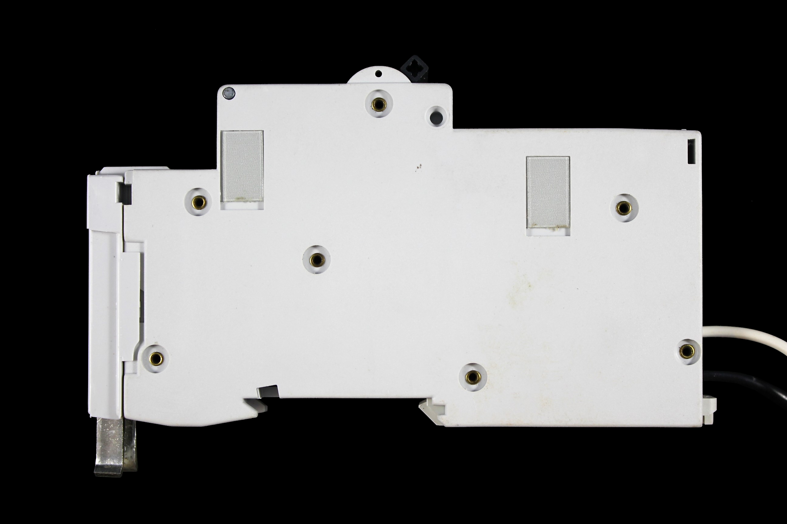 SQUARE D 32 AMP CURVE B 6kA 30mA RCBO TYPE AC SQOR132B03 QUICKLINE