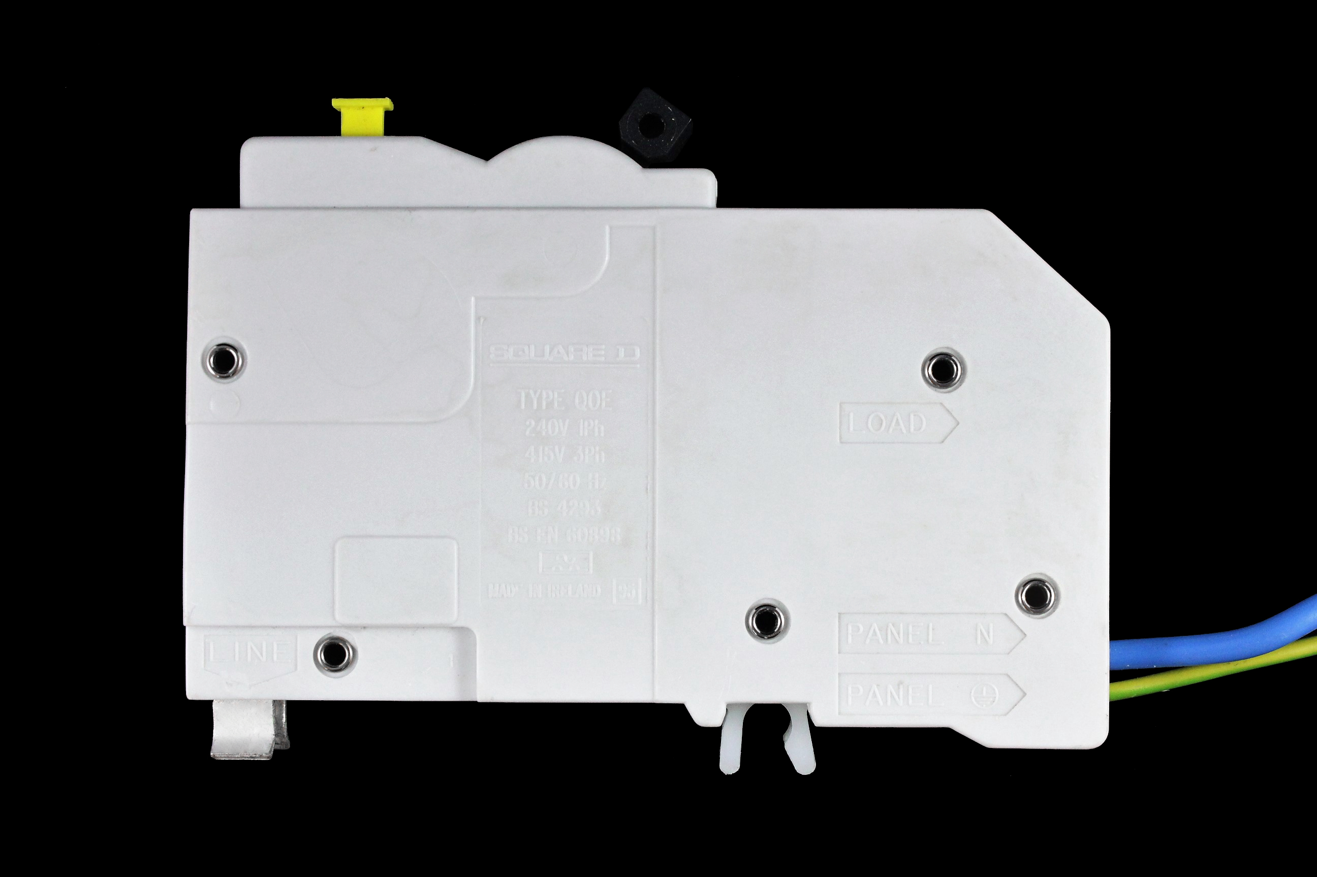 SQUARE D 32 AMP CURVE C 10kA 30mA RCBO TYPE A QOE