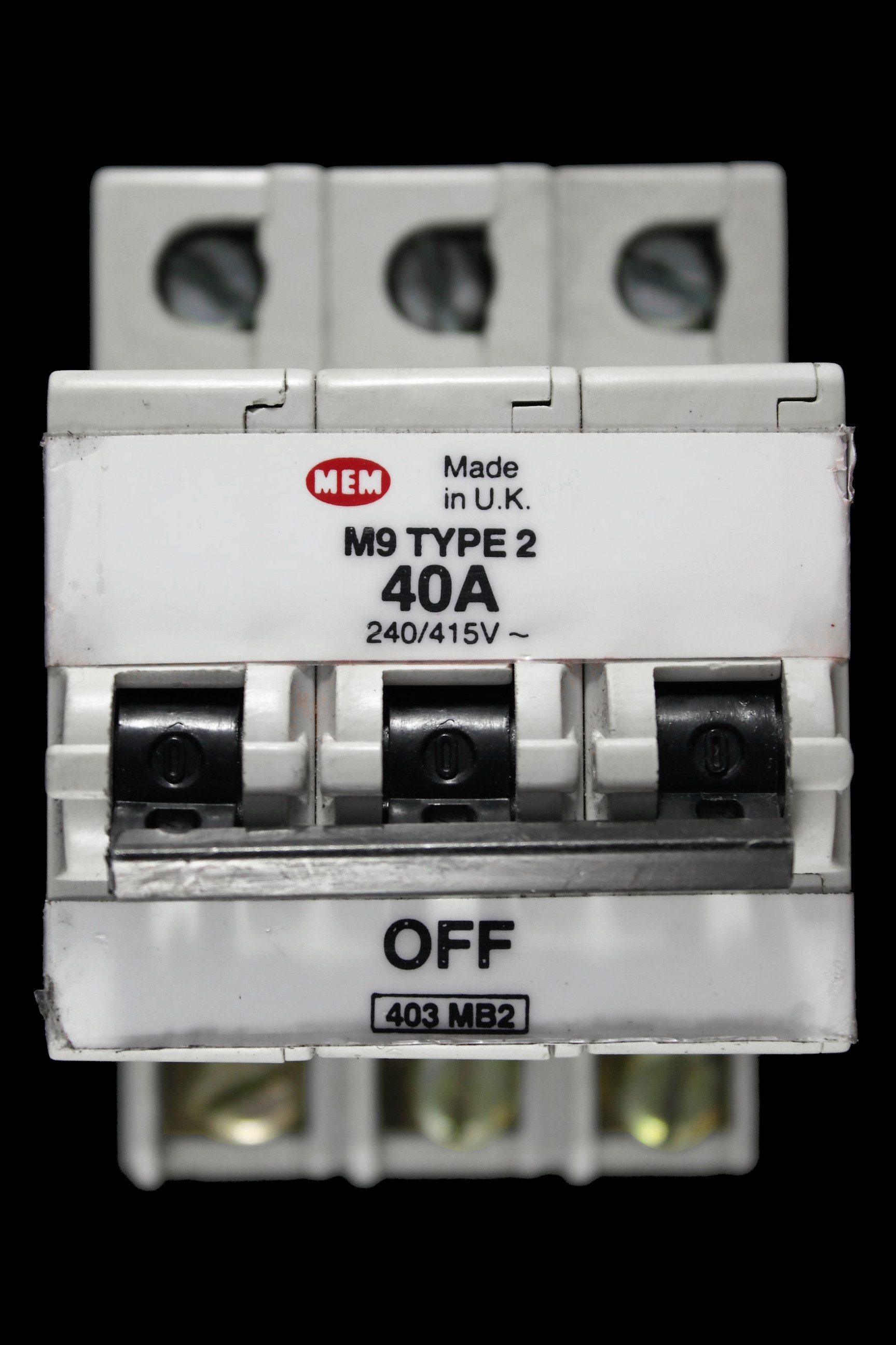 MEM 40 AMP TYPE 2 M9 TRIPLE POLE MCB CIRCUIT BREAKER 403MB2