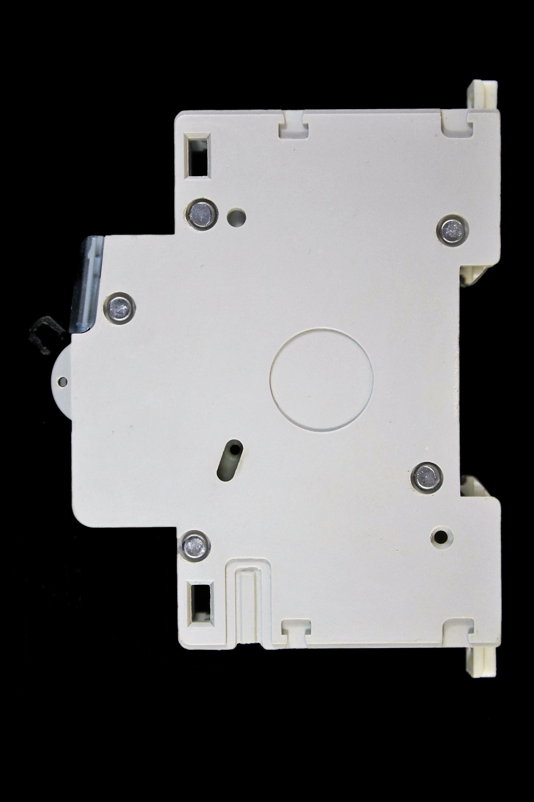 LEGRAND 32 AMP CURVE C 10kA MCB CIRCUIT BREAKER 06863 068 63