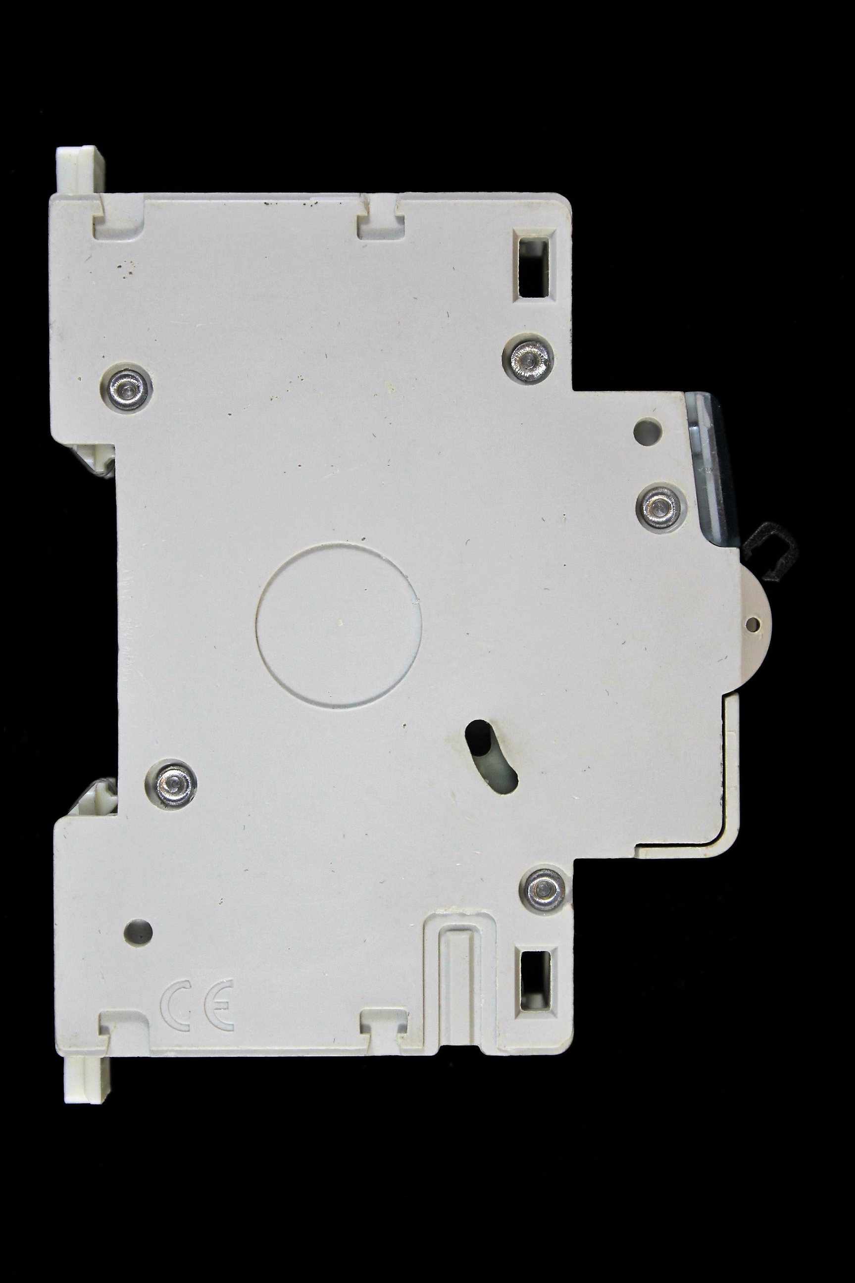 LEGRAND 32 AMP CURVE C 10kA MCB CIRCUIT BREAKER 06863 068 63
