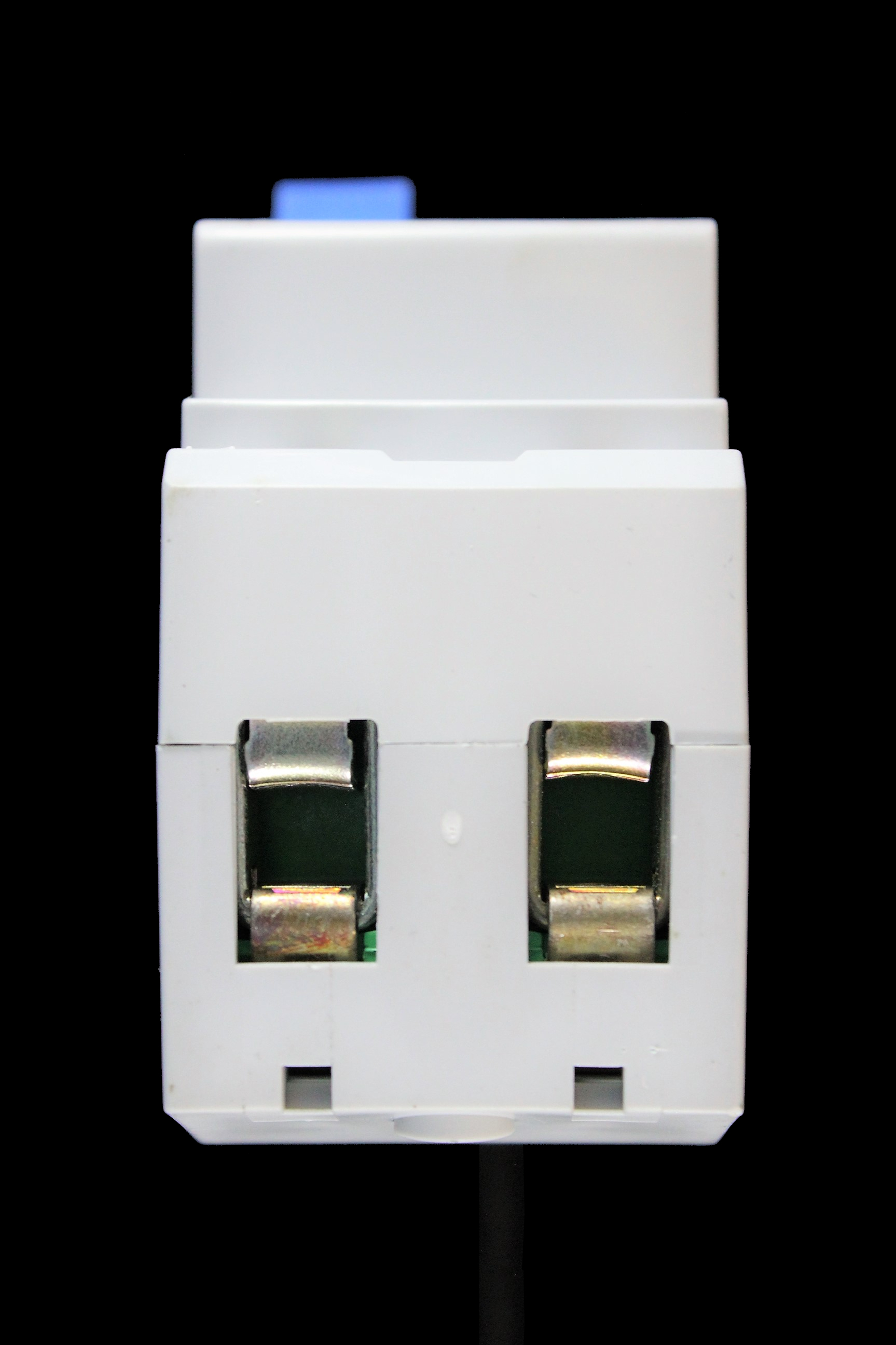HAGER 32 AMP CURVE B 4.5kA 30mA DOUBLE POLE RCBO TYPE AC AD010B 104205