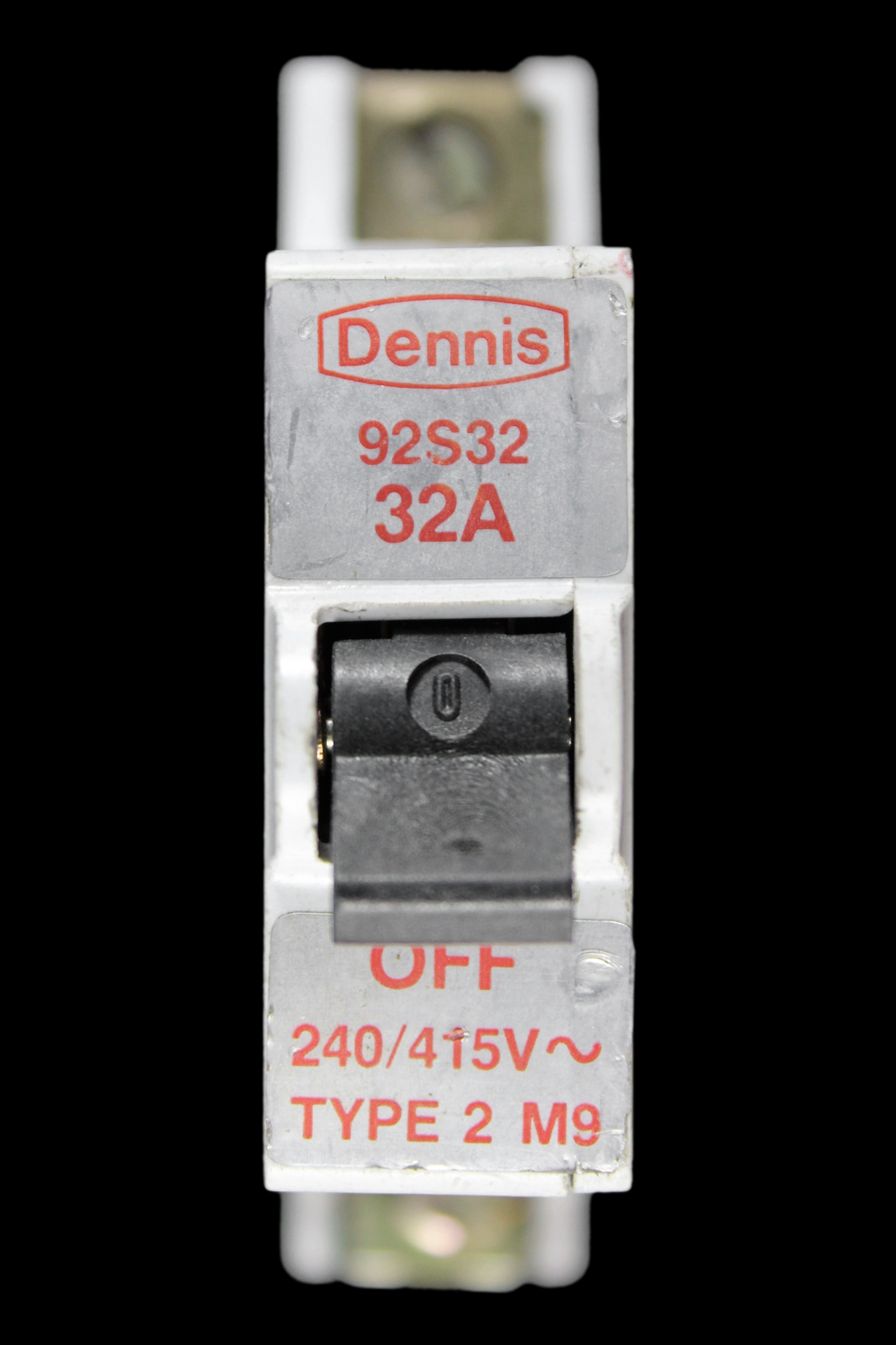DENNIS 32 AMP TYPE 2 M9 MCB CIRCUIT BREAKER 92S32