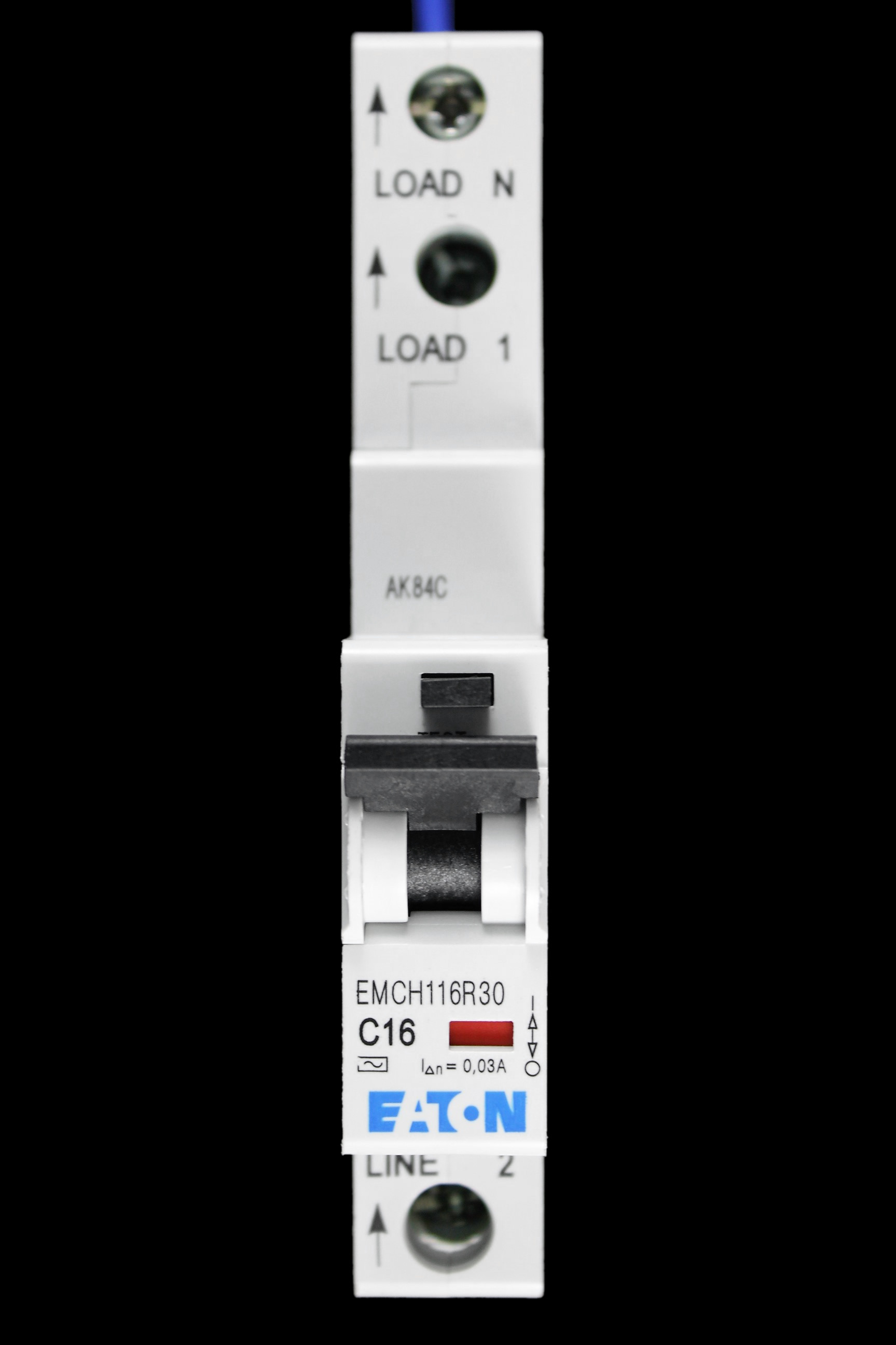EATON 16 AMP CURVE C 10kA 30mA RCBO TYPE AC EMCH116R30