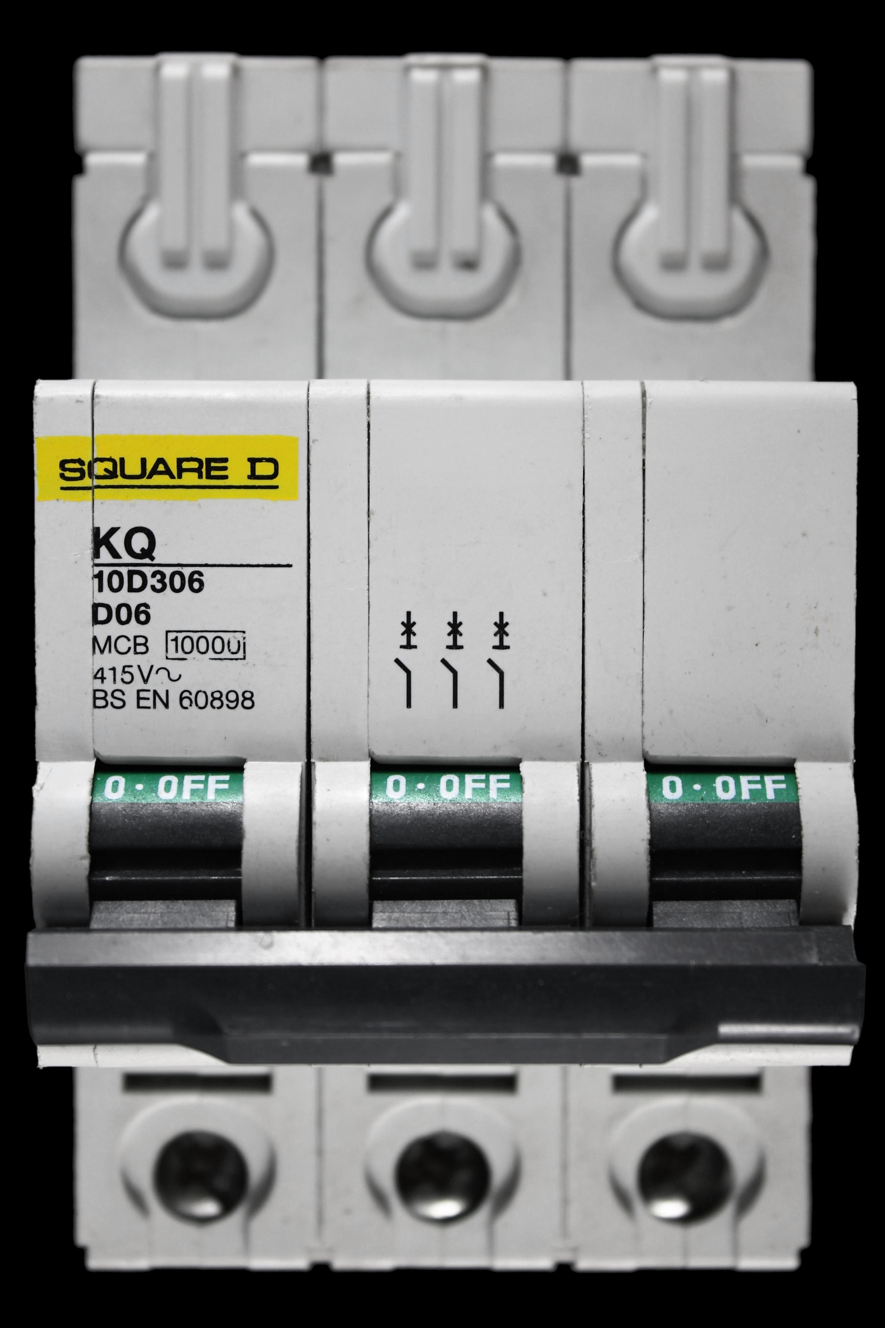 SQUARE D 6 AMP CURVE D 10kA TRIPLE POLE MCB CIRCUIT BREAKER KQ 10D306