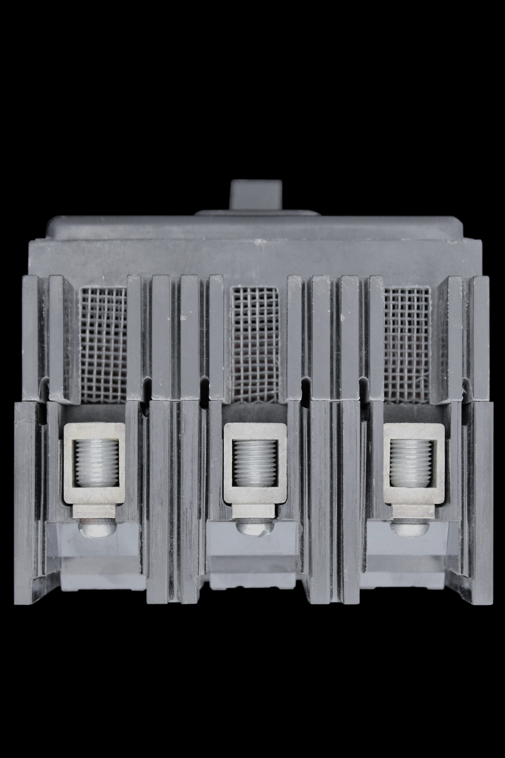 LUPUS 30 AMP TRIPLE POLE MCCB A3030