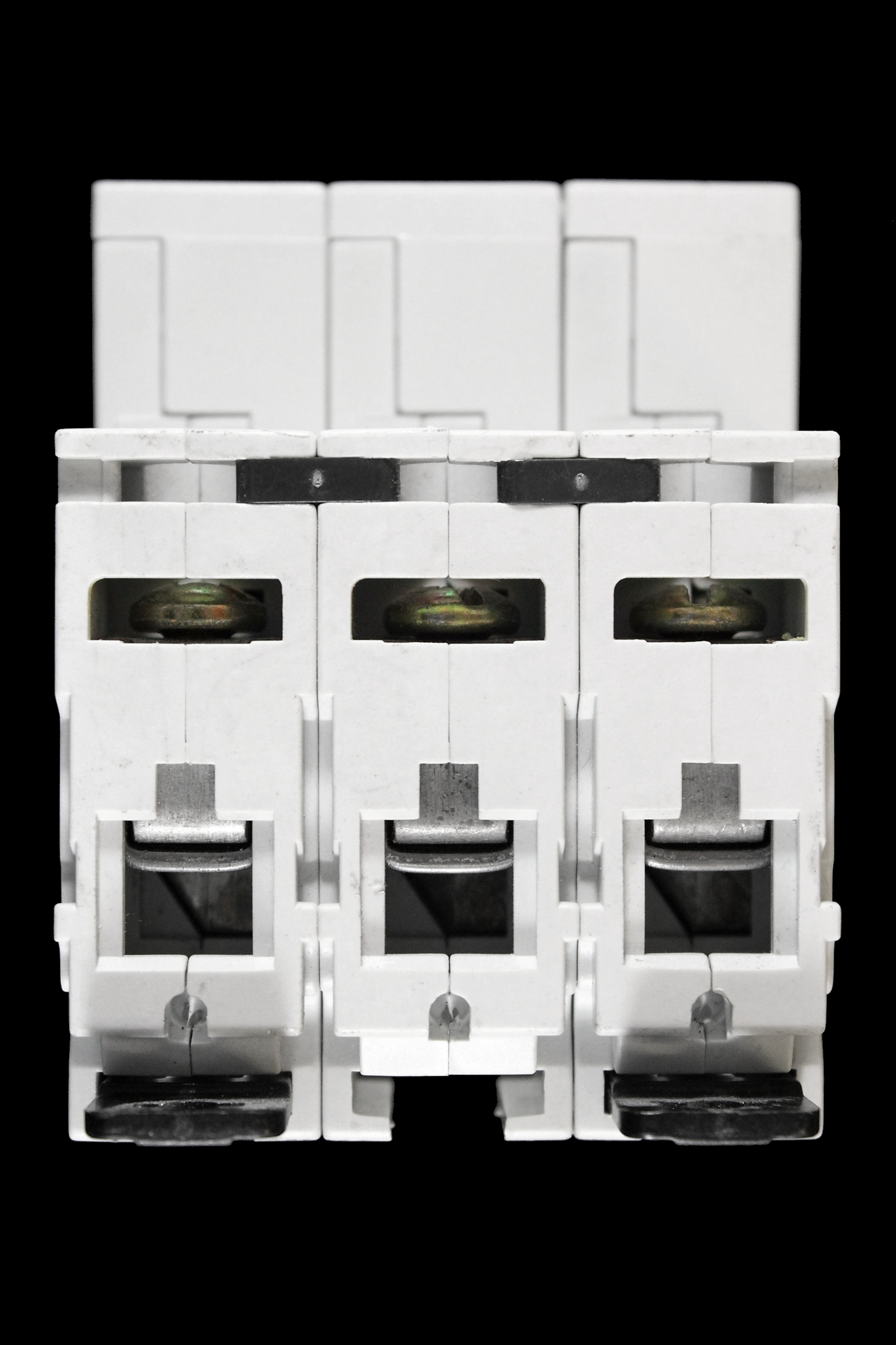 MEM EATON 6 AMP CURVE C 10kA TRIPLE POLE MCB CIRCUIT BREAKER MCH306