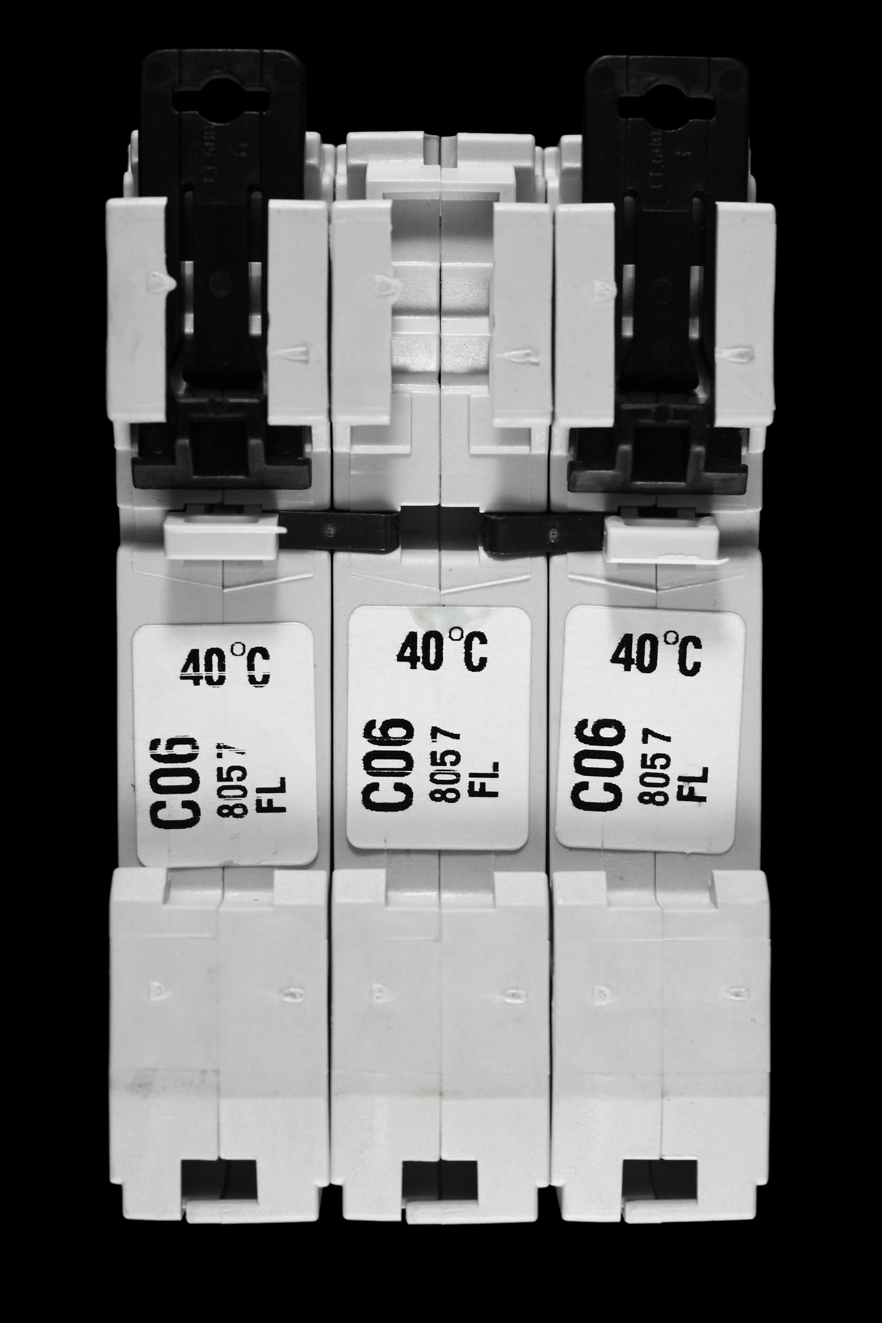 MEM EATON 6 AMP CURVE C 10kA TRIPLE POLE MCB CIRCUIT BREAKER MCH306