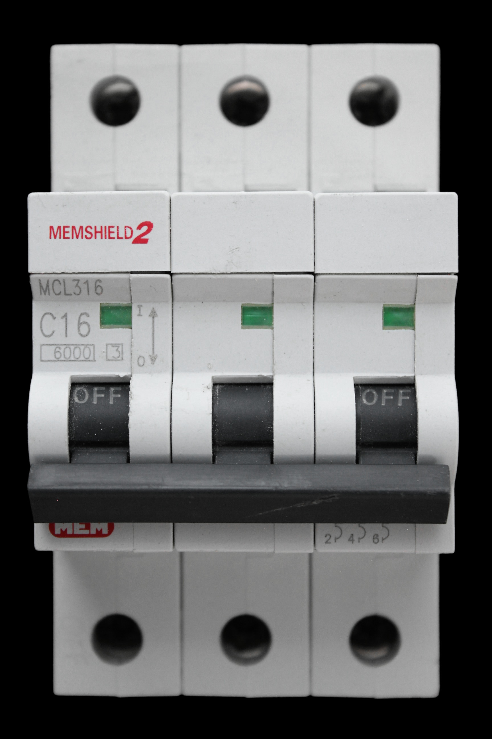 MEM 16 AMP CURVE C 6kA TRIPLE POLE MCB CIRCUIT BREAKER MCL316