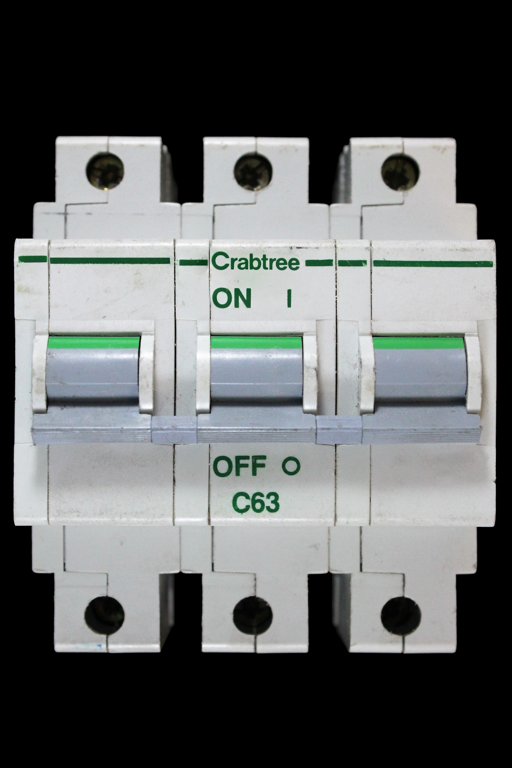 CRABTREE 63 AMP CURVE C M9 TRIPLE POLE MCB CIRCUIT BREAKER POLESTAR