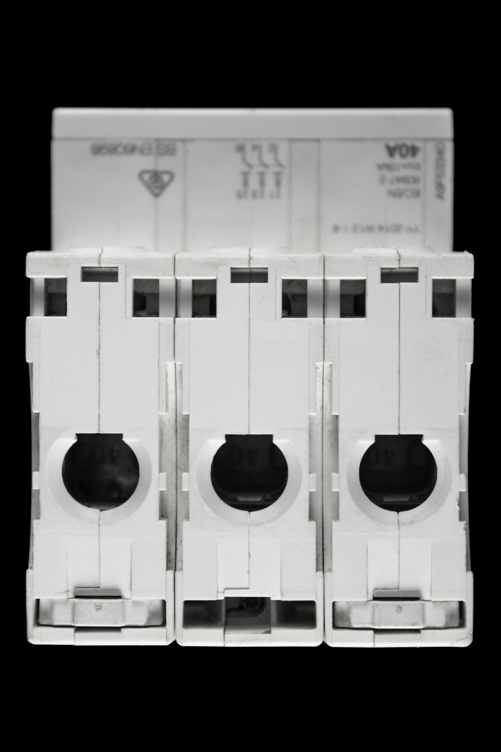 SCHNEIDER 40 AMP CURVE B 10kA TRIPLE POLE MCB CIRCUIT BREAKER A9F53340 IC60H
