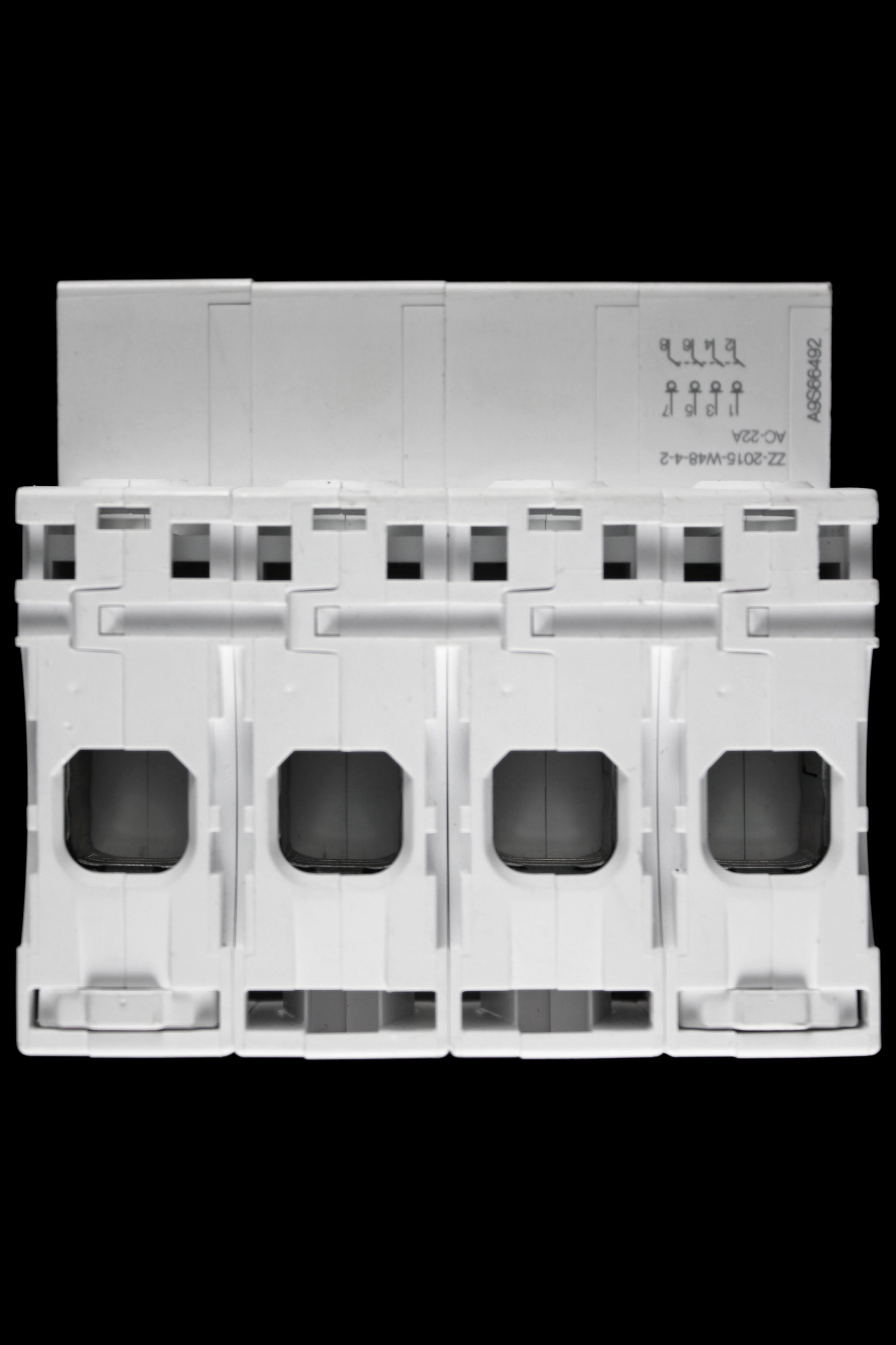 SCHNEIDER 125 AMP FOUR POLE MAIN SWITCH DISCONNECTOR ISW A9S66492