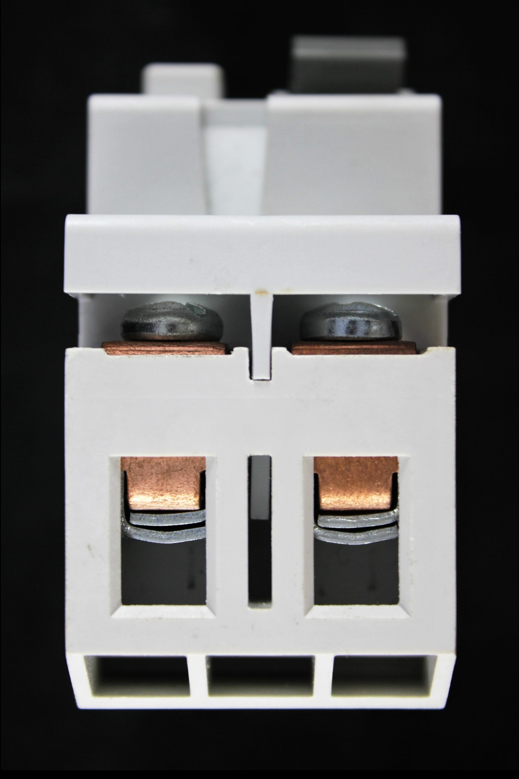 CLIPSAL 63 AMP 10kA 30mA DOUBLE POLE RCD TYPE AC T2263030S