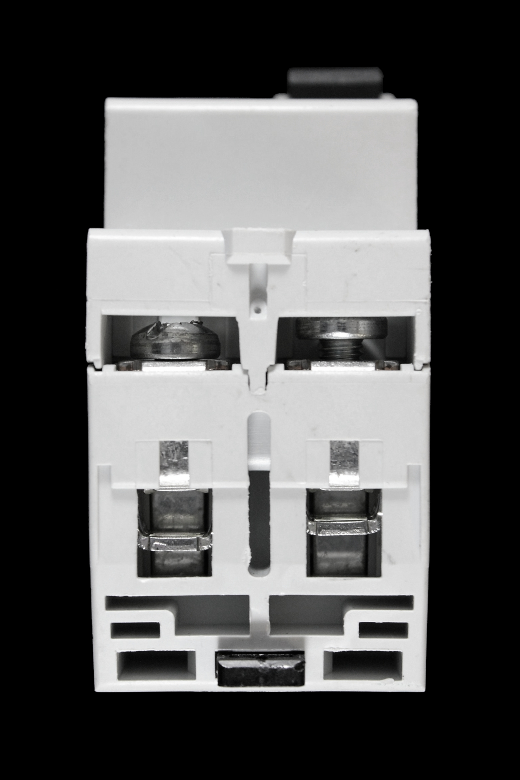EATON 100 AMP 30mA DOUBLE POLE RCD TYPE AC EAM1002H