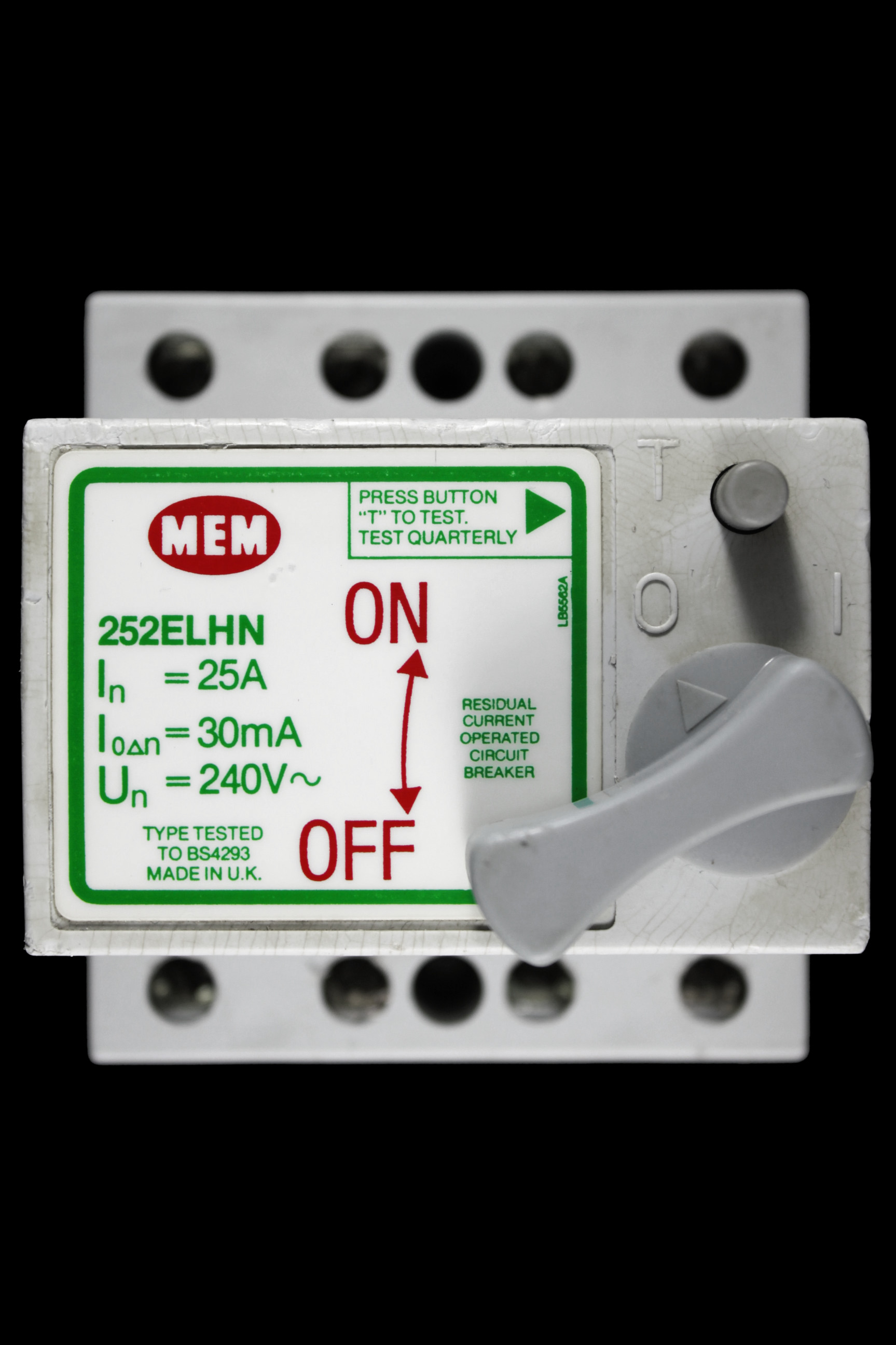 MEM 25 AMP 30mA DOUBLE POLE RCCB RCD 252 ELHN