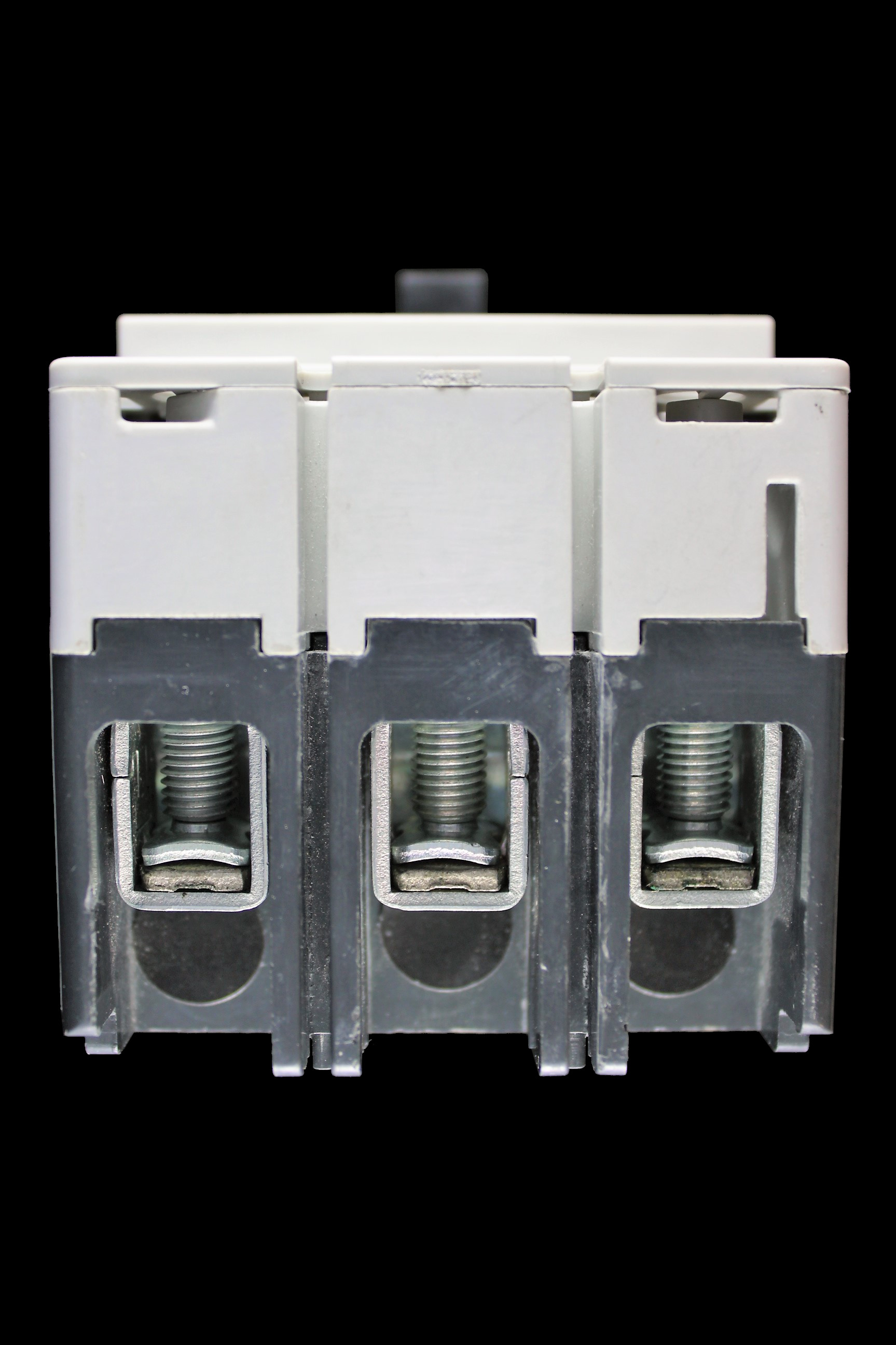 EATON 125 AMP 18kA TRIPLE POLE MCCB SERIES G GEB3125FFG