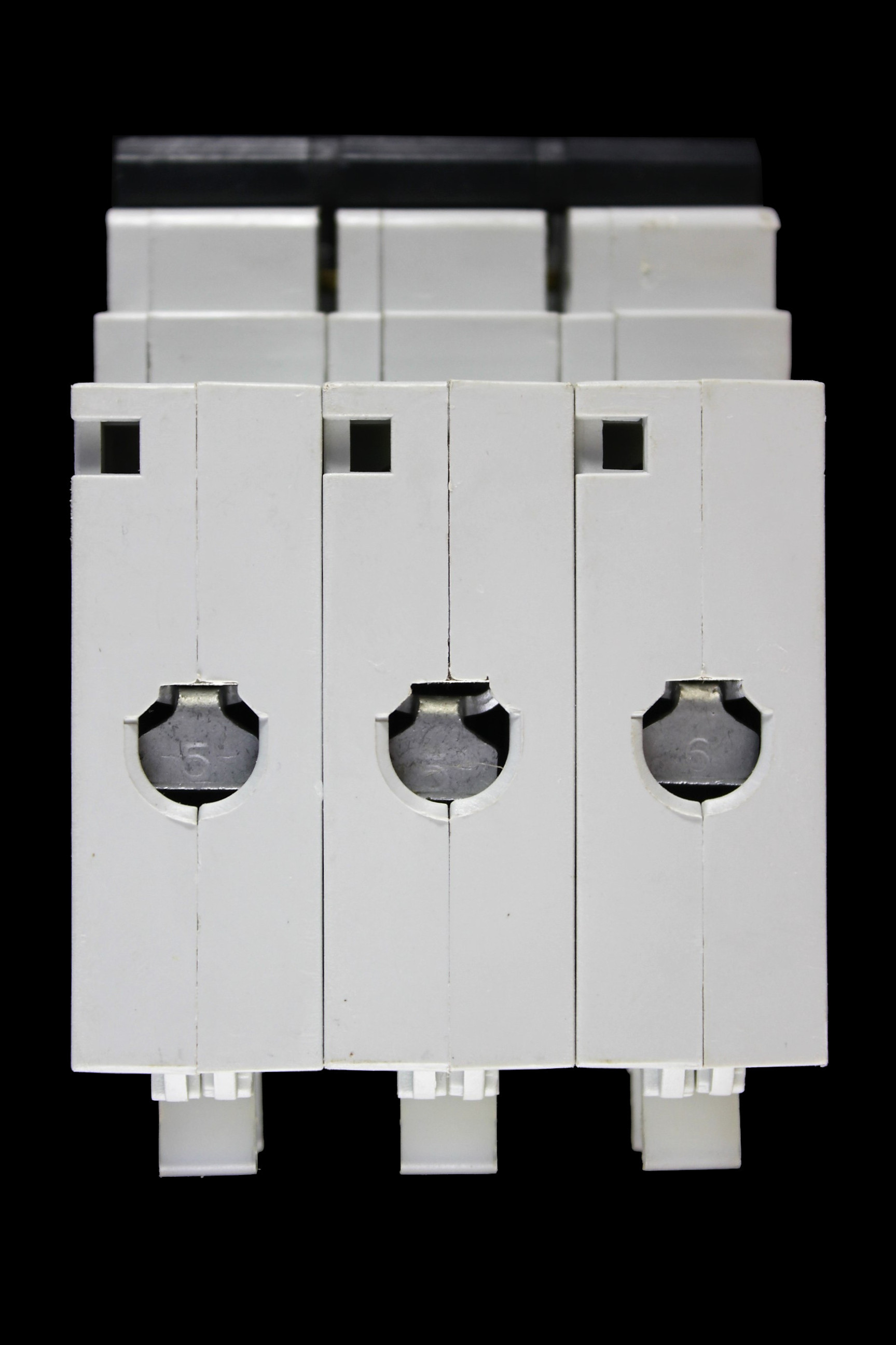SQUARE D 25 AMP CURVE C 10kA TRIPLE POLE MCB CIRCUIT BREAKER QOE 10000