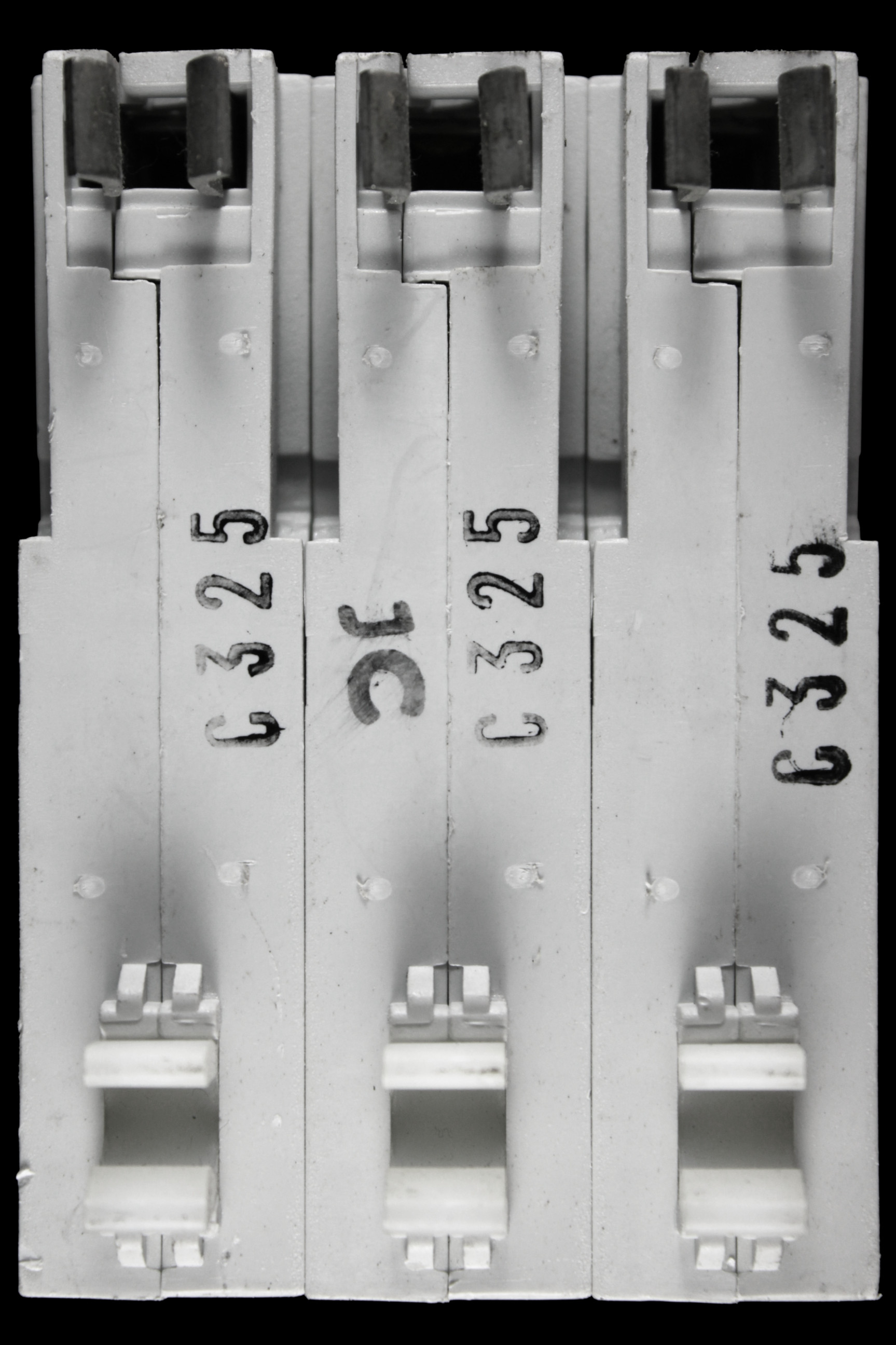 SQUARE D 25 AMP CURVE C 10kA TRIPLE POLE MCB CIRCUIT BREAKER QOE 10000