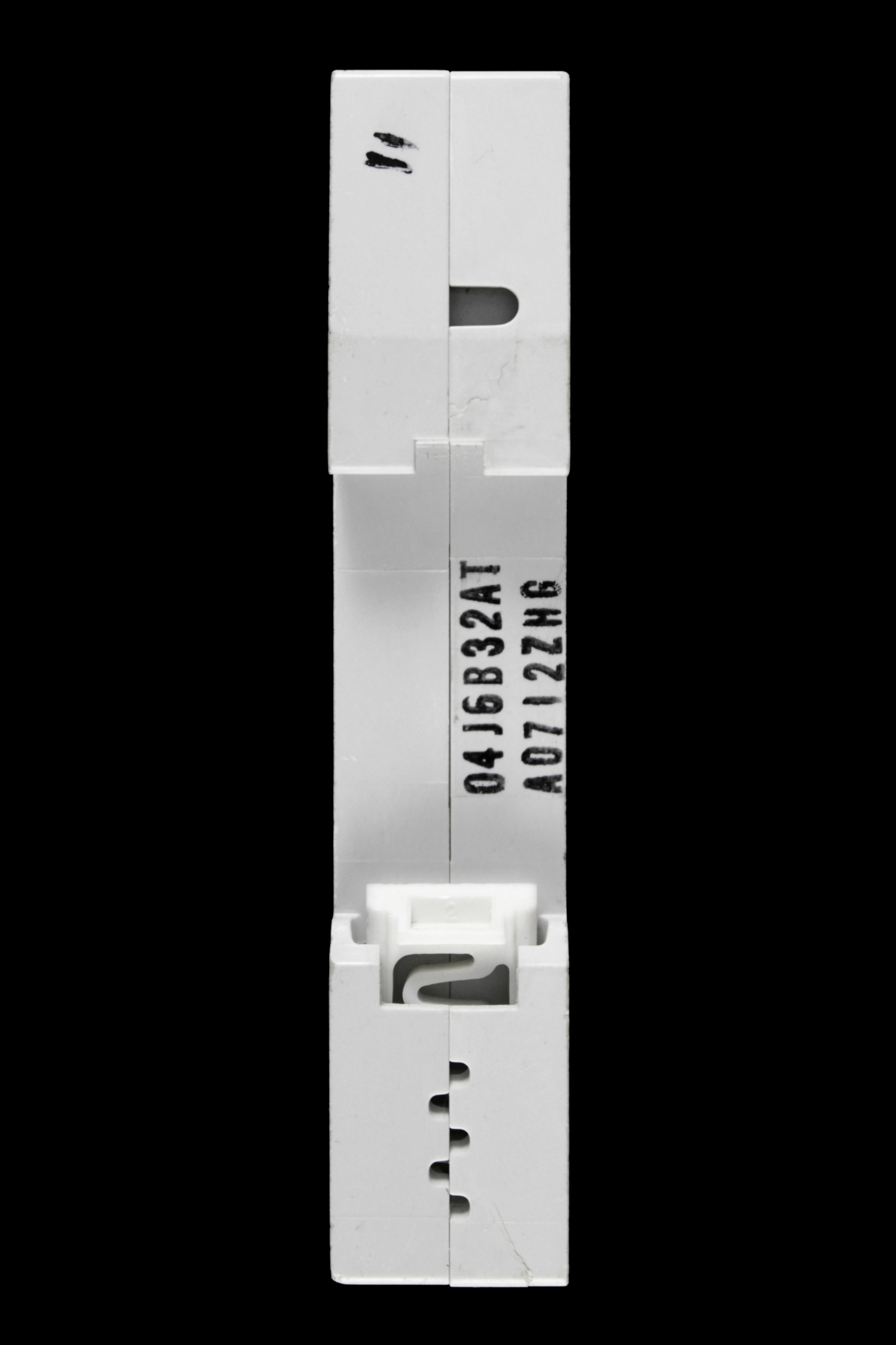 SECTOR 32 AMP CURVE B 6kA MCB CIRCUIT BREAKER SVMCB32/B NS