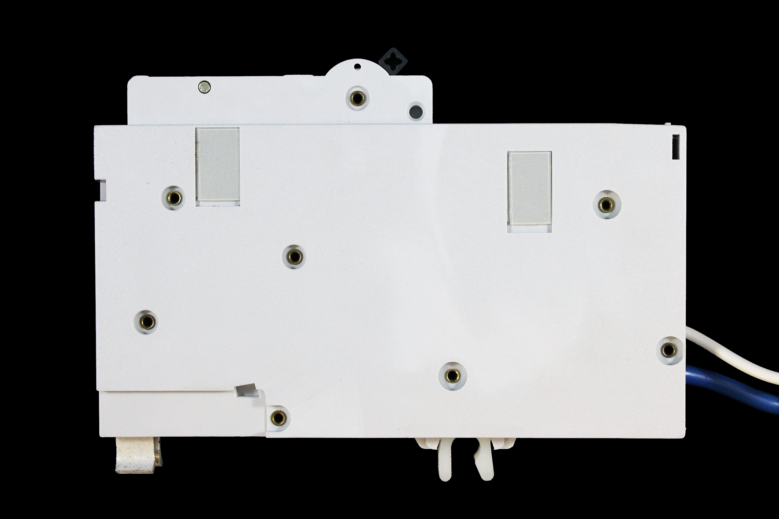 SCHNEIDER 6 AMP CURVE B 10kA 30mA RCBO QOE 106B03