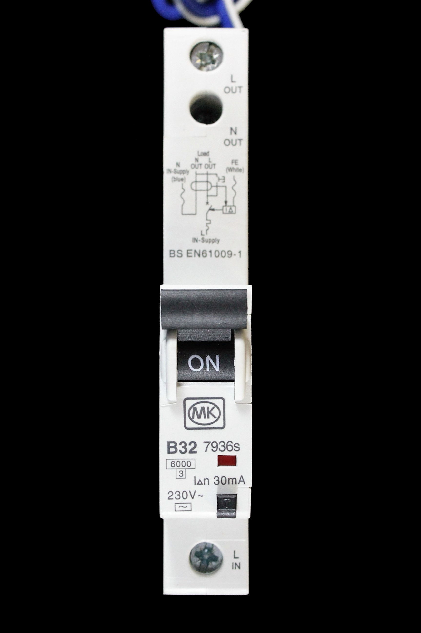 MK 32 AMP CURVE B 6kA 30mA RCBO TYPE AC SENTRY 7936s 07936s