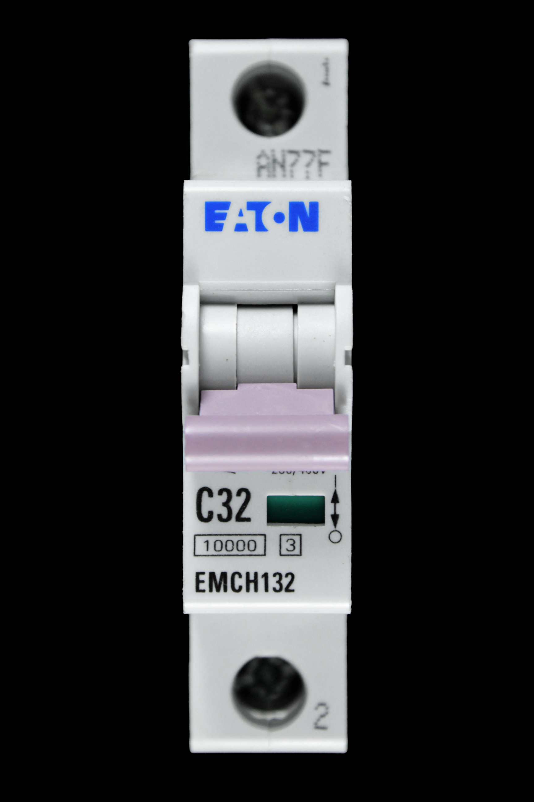 EATON 32 AMP CURVE C 10kA MCB CIRCUIT BREAKER EMCH132