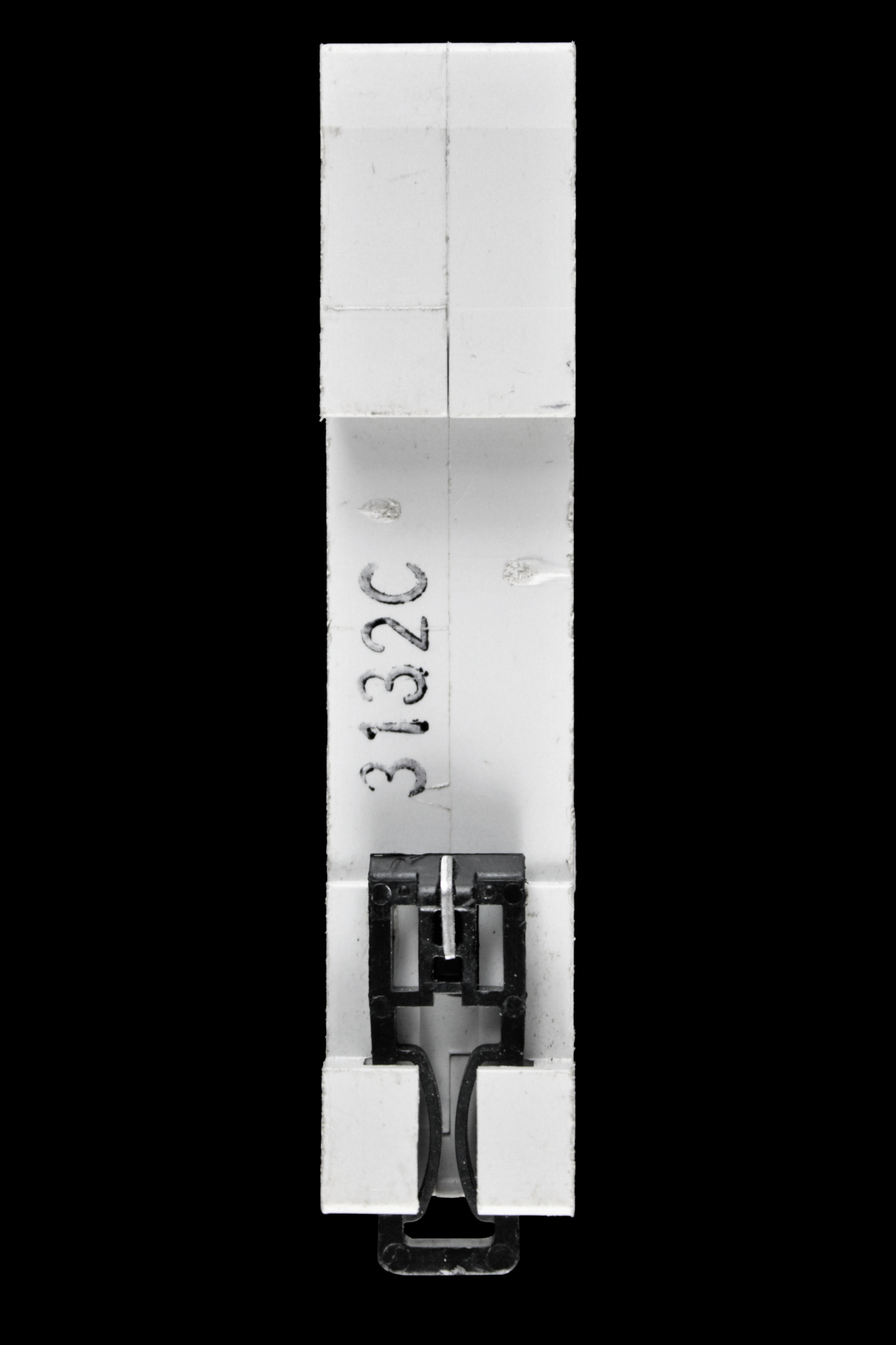 EATON 2 AMP CURVE C 10kA MCB CIRCUIT BREAKER XEFFECT FAZ-C2/1