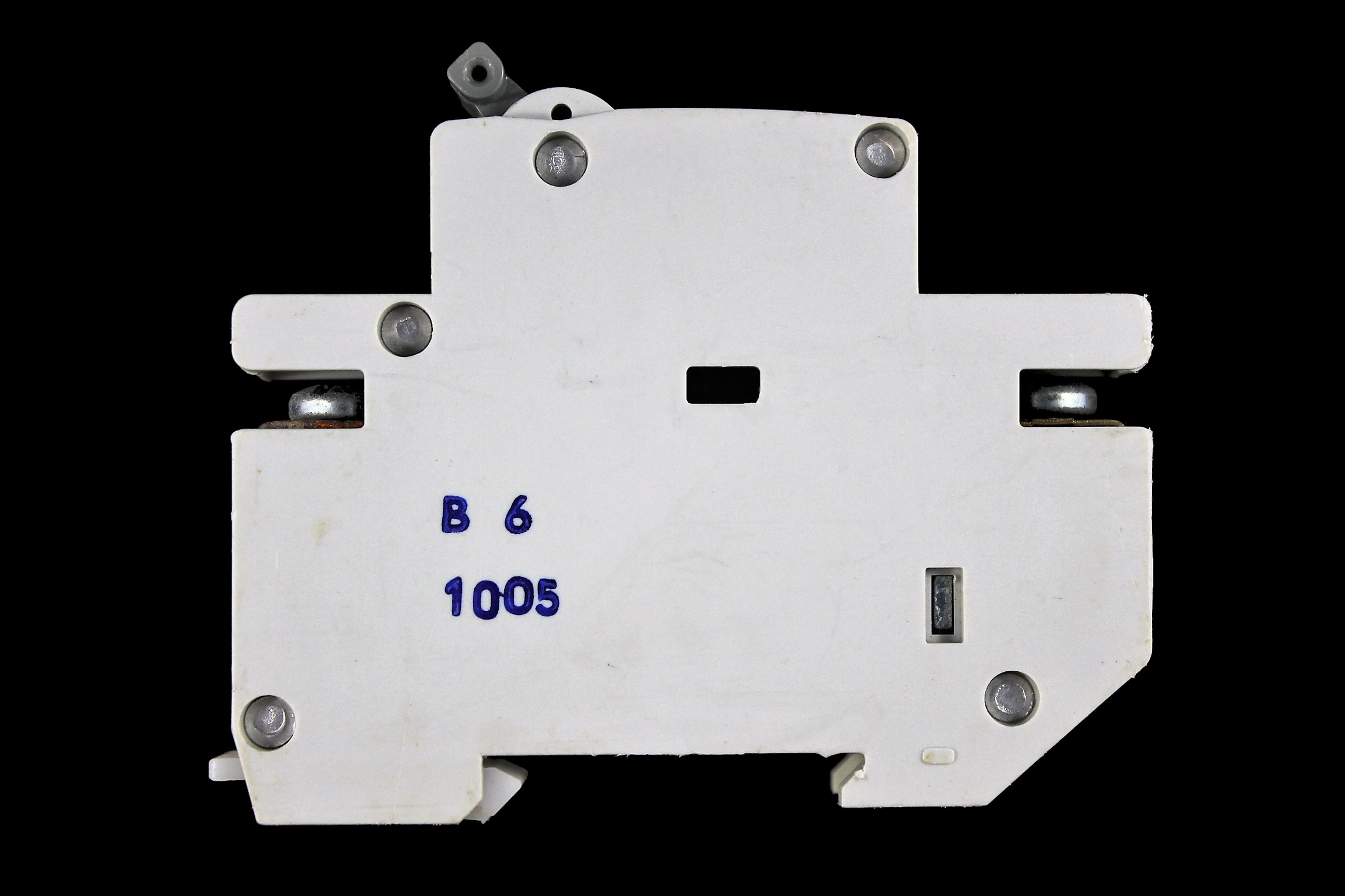 CLIPSAL 6 AMP CURVE B 10kA MCB CIRCUIT BREAKER TSB-106 BY