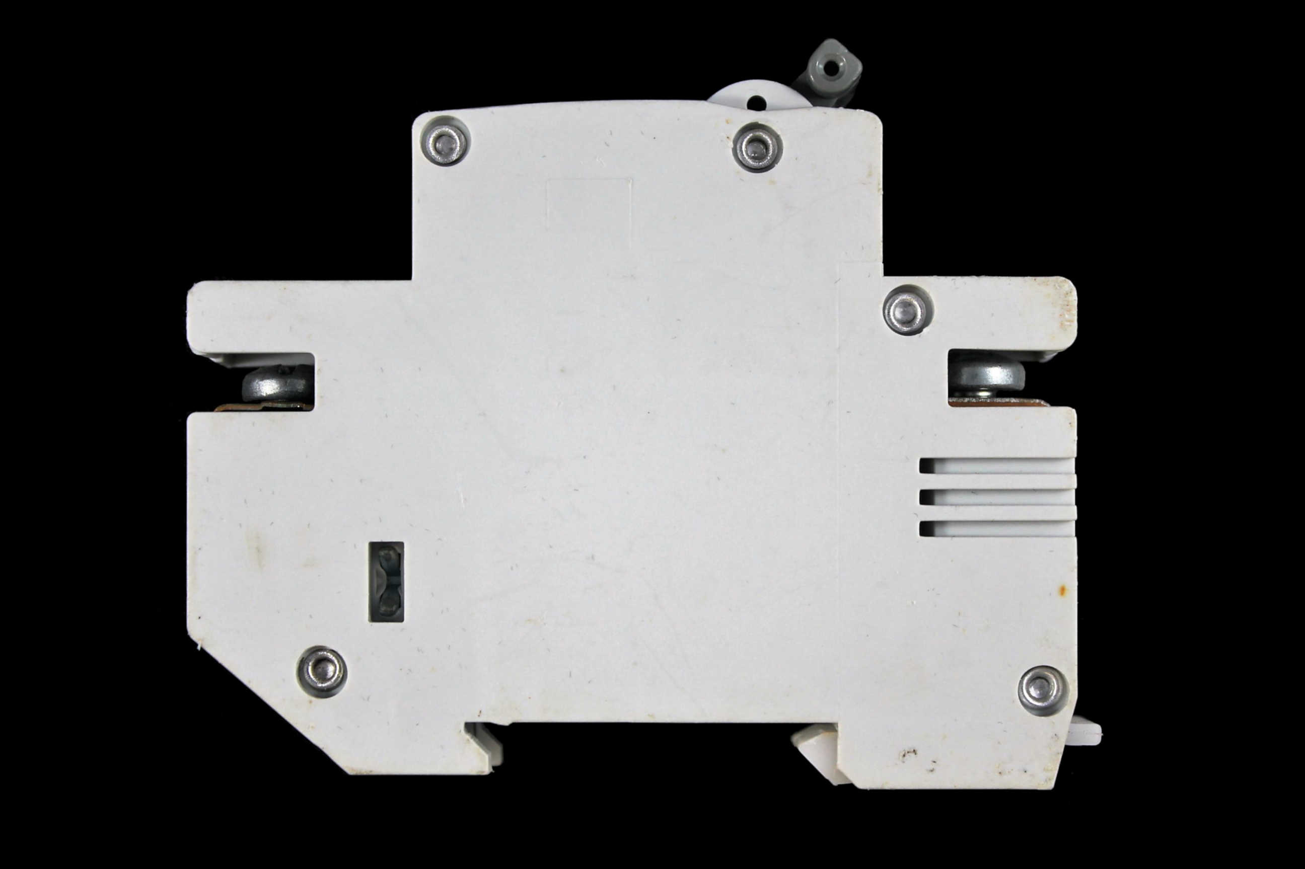 CLIPSAL 6 AMP CURVE B 10kA MCB CIRCUIT BREAKER TSB-106 BY