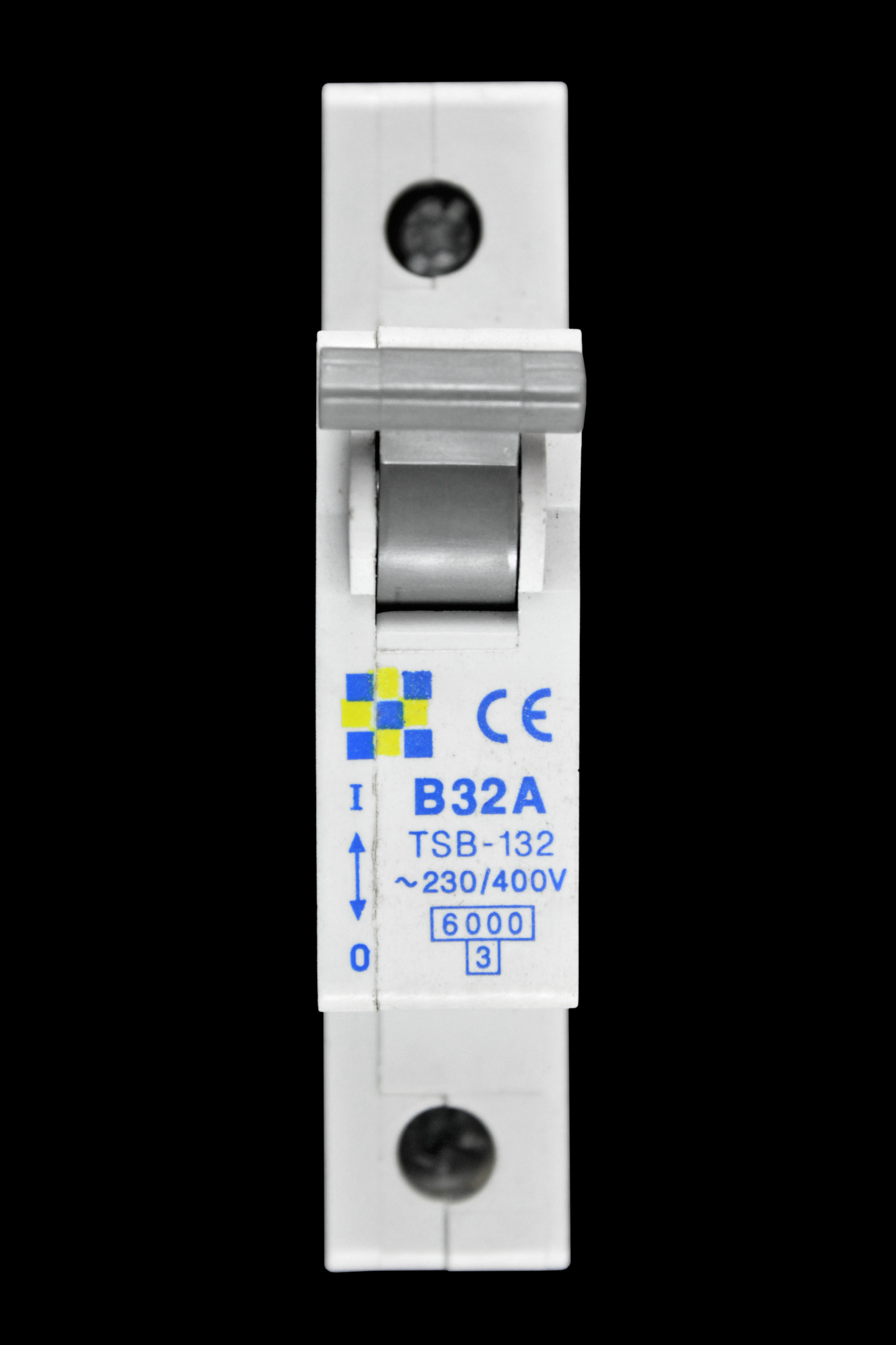 CLIPSAL 32 AMP CURVE B 6kA MCB CIRCUIT BREAKER TSB-132 BY