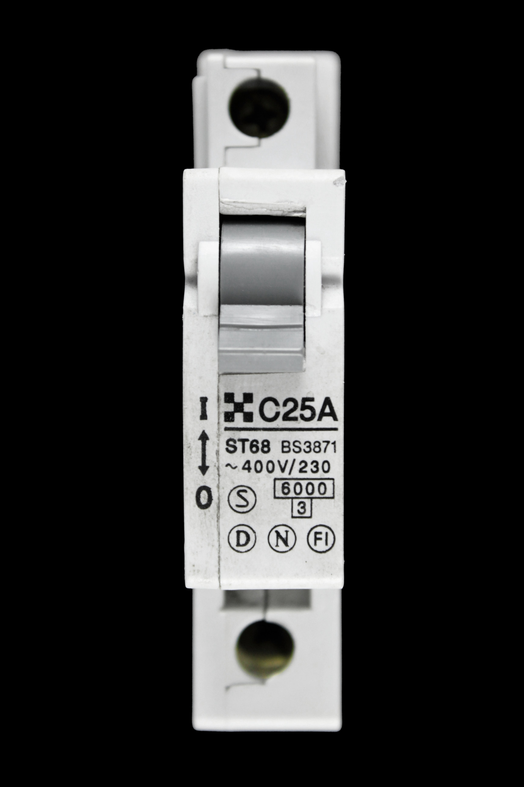 CLIPSAL 25 AMP CURVE C 6kA MCB CIRCUIT BREAKER ST68