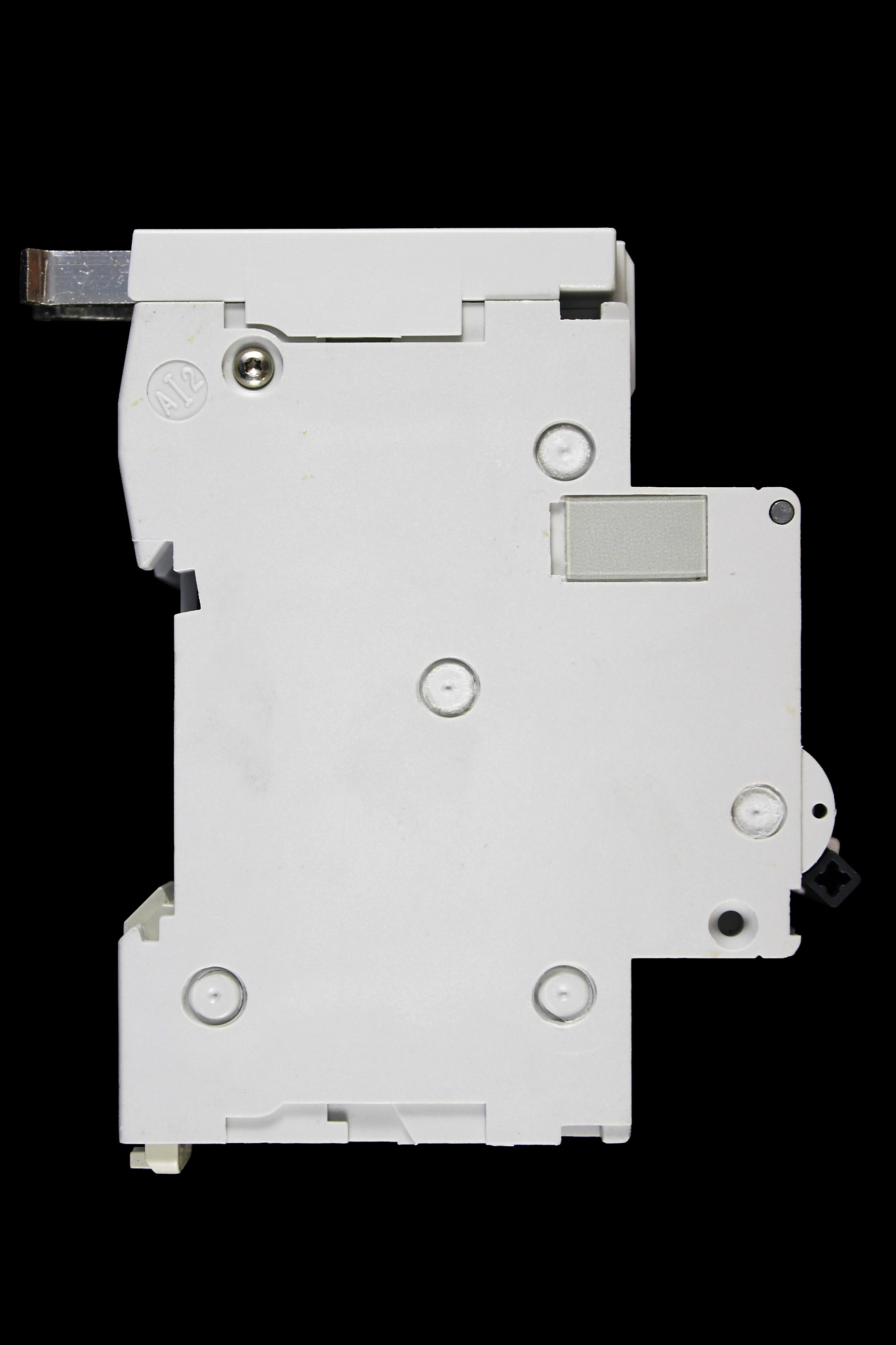 SQUARE D 20 AMP CURVE B 6kA 30mA DOUBLE POLE RCBO TYPE AC SQOE120B03