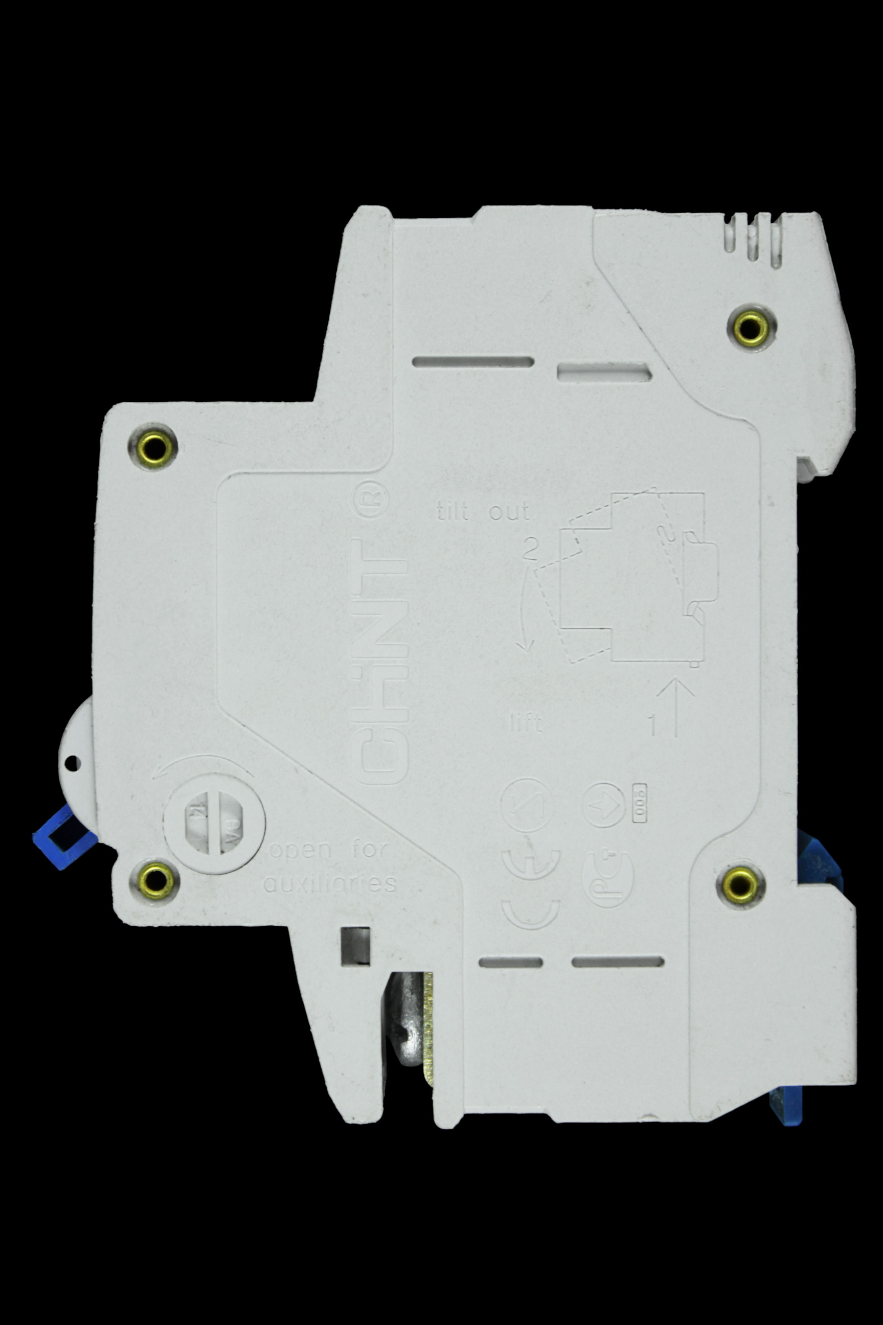 CHINT 32 AMP CURVE B 6kA MCB CIRCUIT BREAKER UB 984720