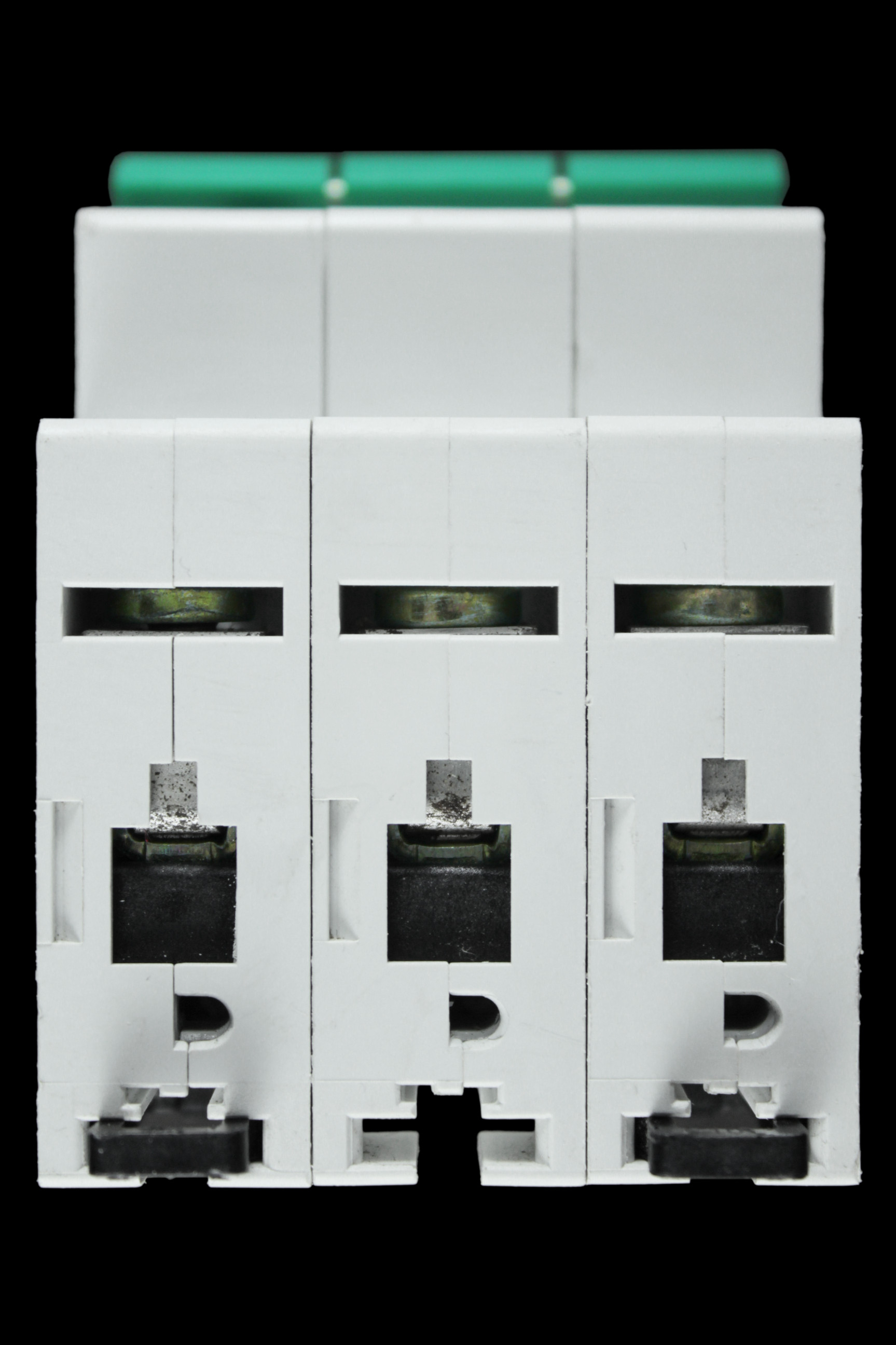 MOELLER 6 AMP CURVE C 10kA TRIPLE POLE MCB CIRCUIT BREAKER PLSM-C6/3