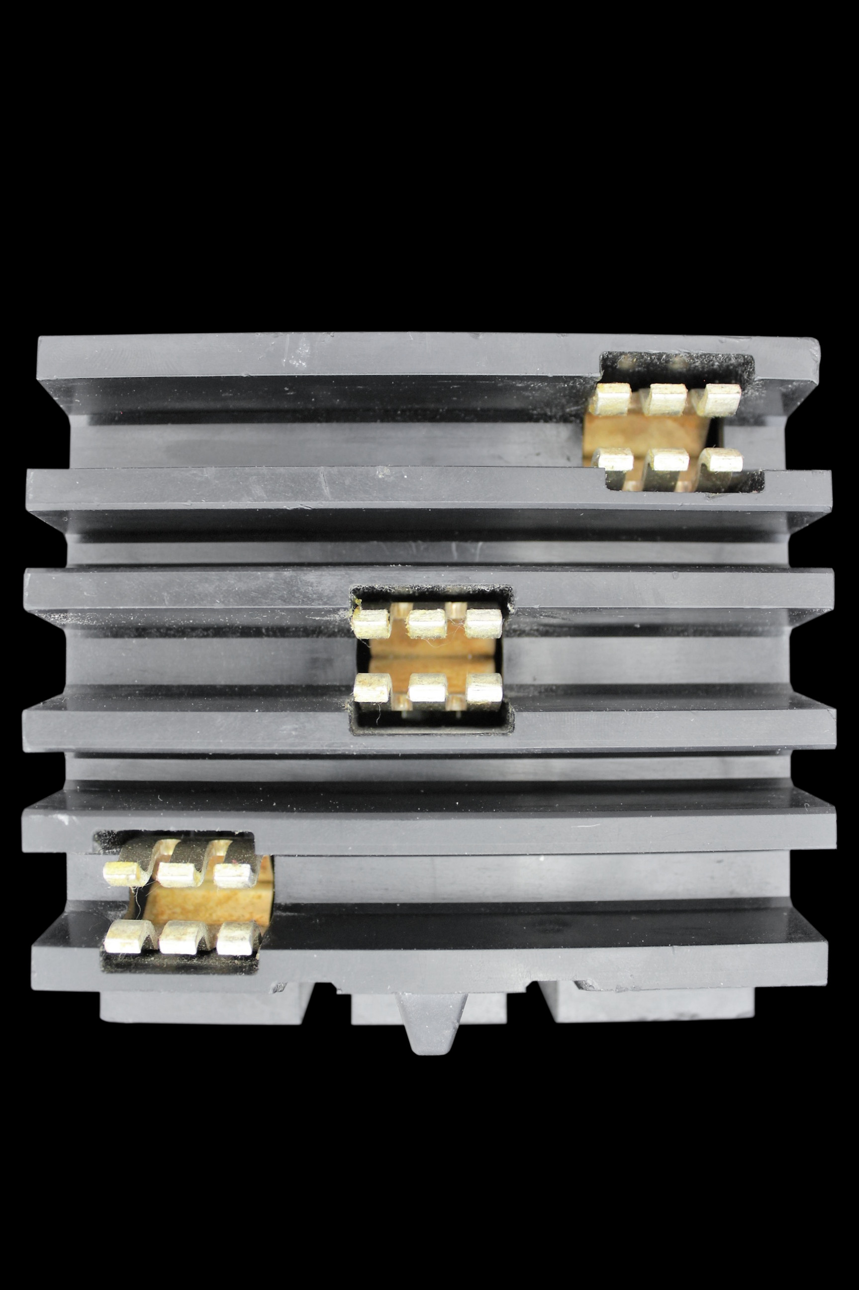 SQUARE D 32 AMP 25kA TRIPLE POLE MCCB CDAE34032